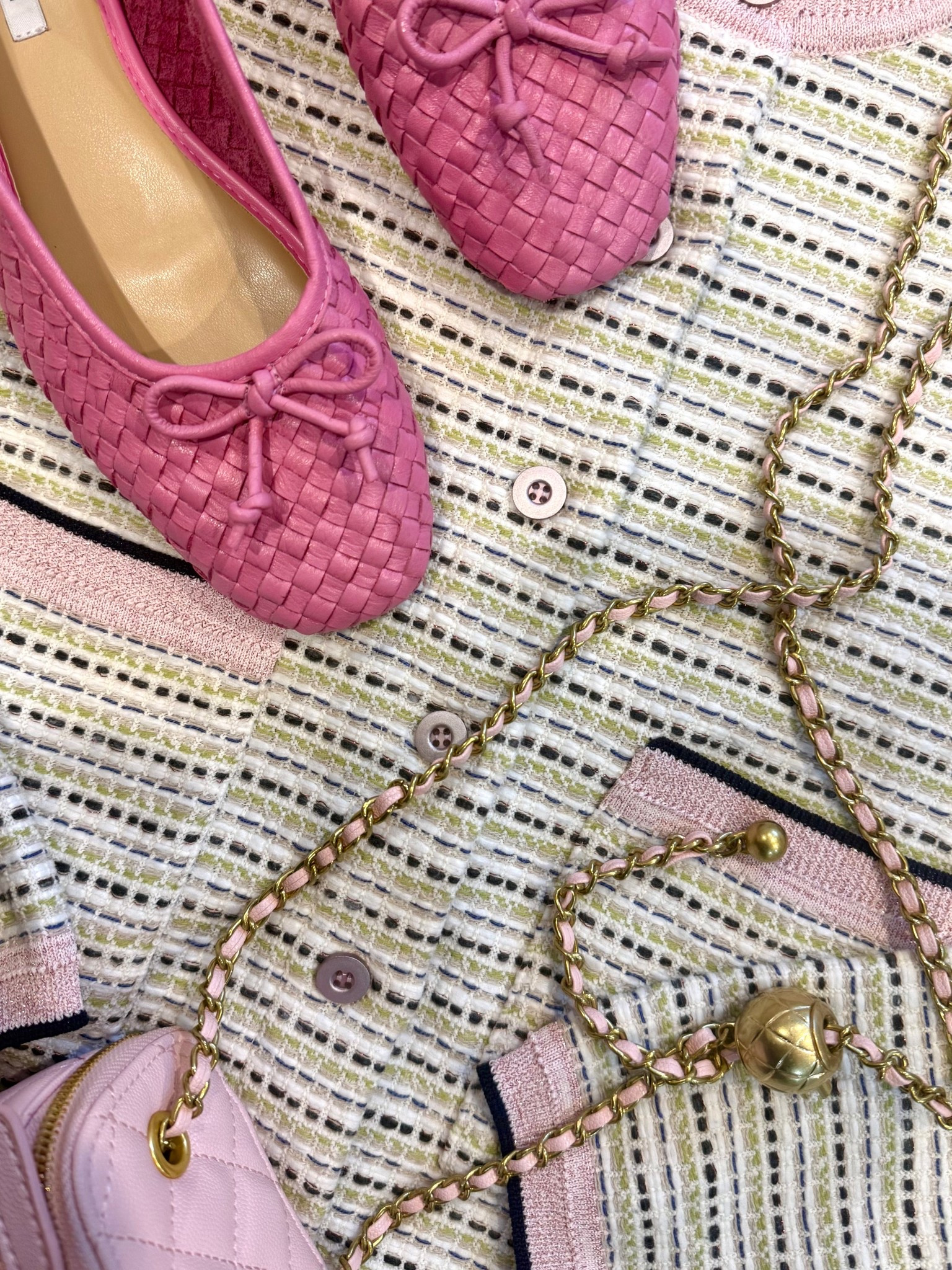 💗🐣

Pink outfit
Girly outfit
Girly style
Preppy outfit
Preppy style
Pink shoes
Pink foatpink purse
Chanel vanity case
Chanel bag
Pink Chanel hpurse
Ballet flats
Woven flats
Aldomartins Collarless Tweed Jacket
Aldomartins cardigan
Aldomartins sweater
Easter sweater
Chic sweater
Colorful sweater
Colorful cardigan
Chic cardigan
Fun sweater
Rent the runway
Fun cardigan
Pink sweater
Green sweater
Spring sweater

#LTKdayinmylife #LTKootd