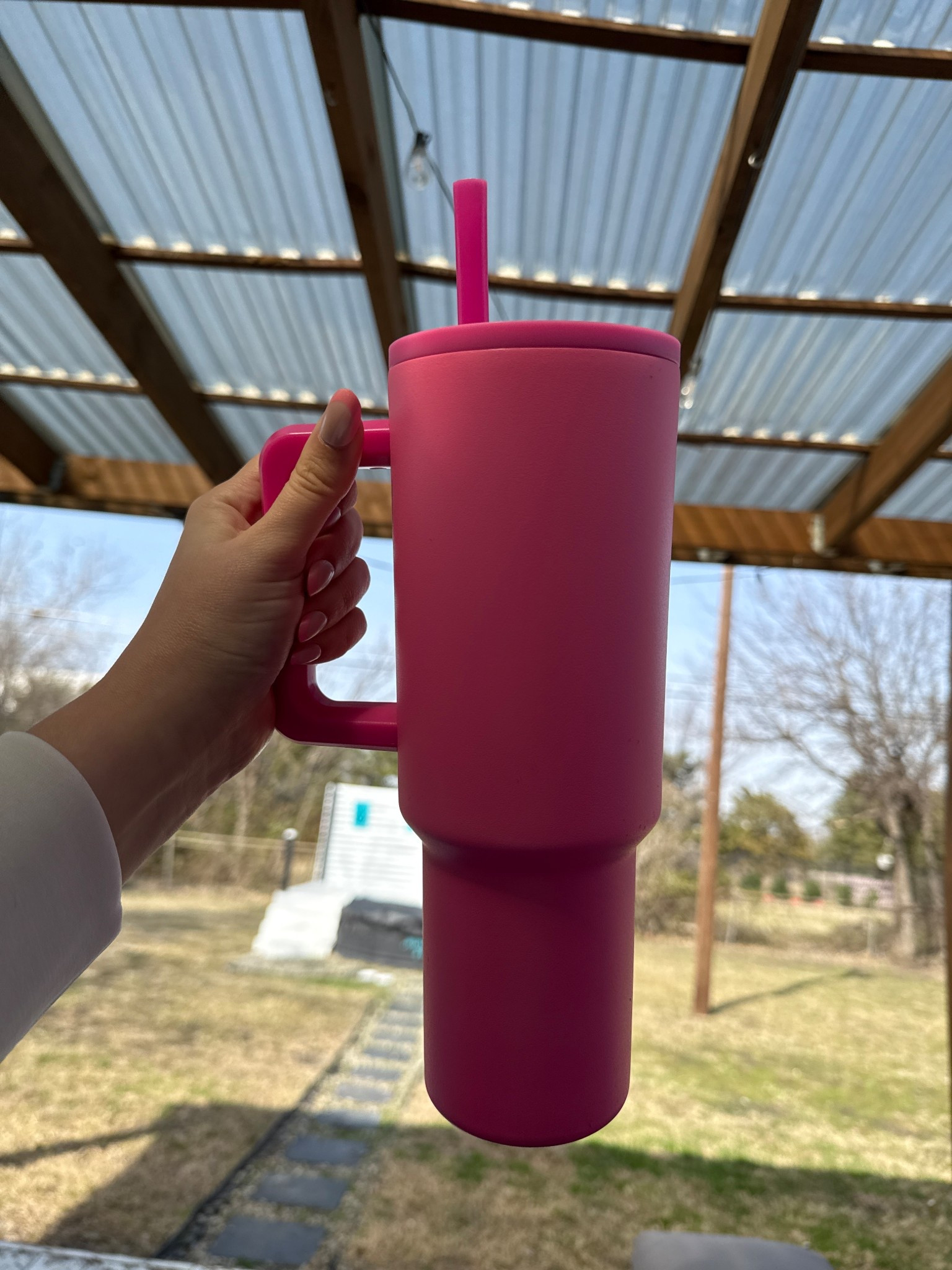 Pink simple modern 40 oz tumbler 

#LTKActive #LTKootd #LTKgrwm