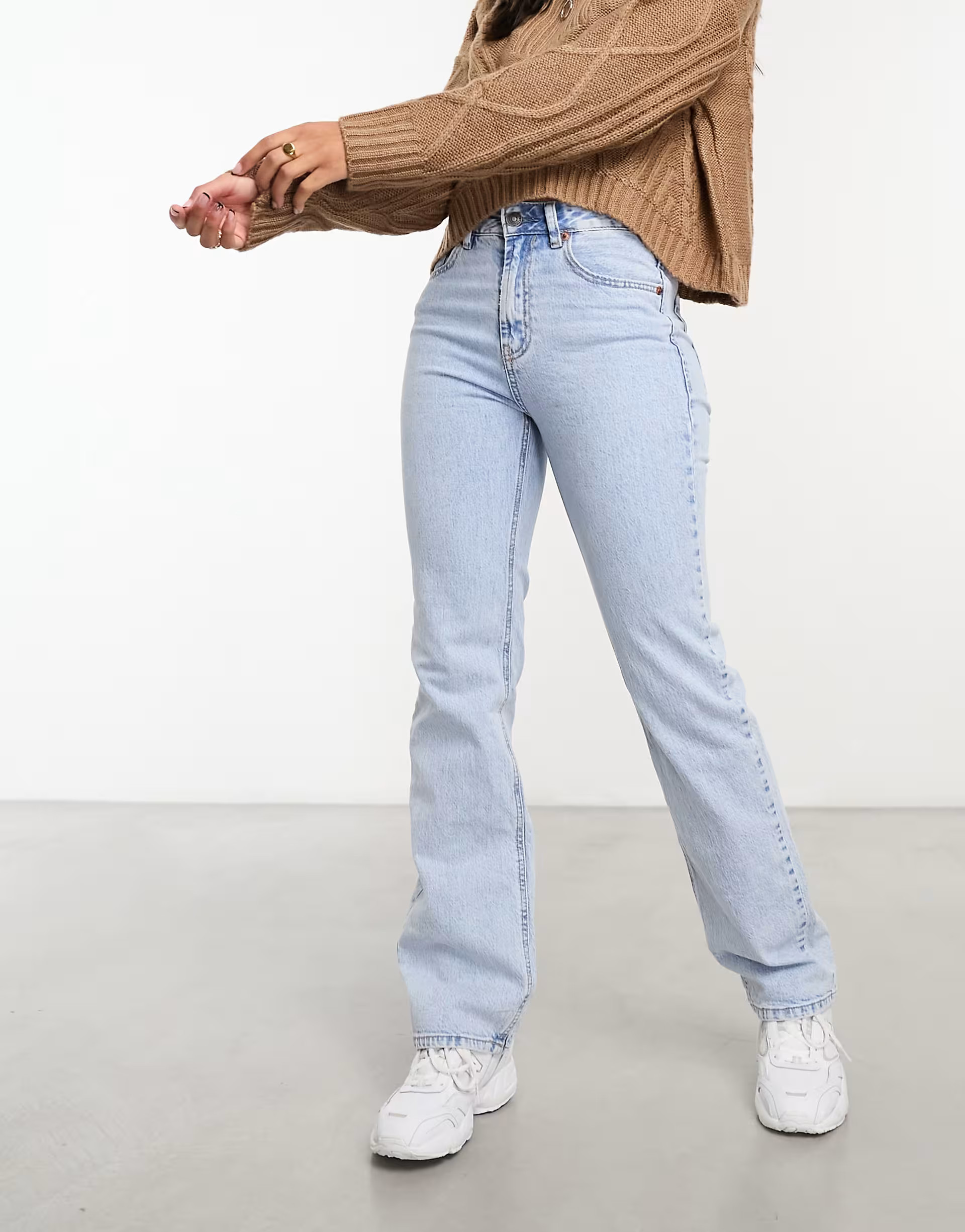 Stradivarius straight leg jean in light wash blue | ASOS (Global)