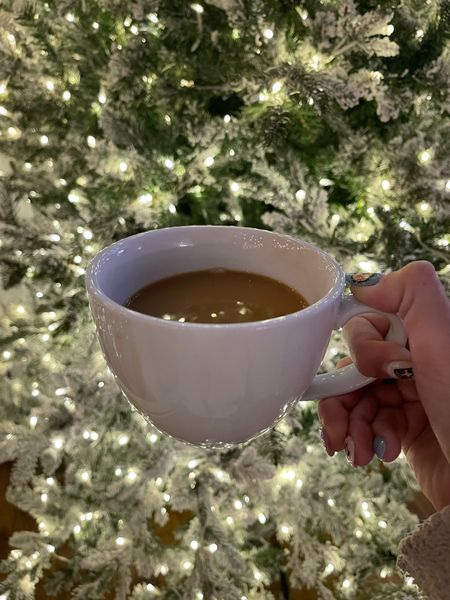 My favorite dark chocolate digestive tea from Thrive Market or Amazon. So great for tummy trouble. 🙌🏼 And yes, our Christmas tree is up!

#tea #christmastree #healthy

#LTKhome #LTKSeasonal #LTKHoliday