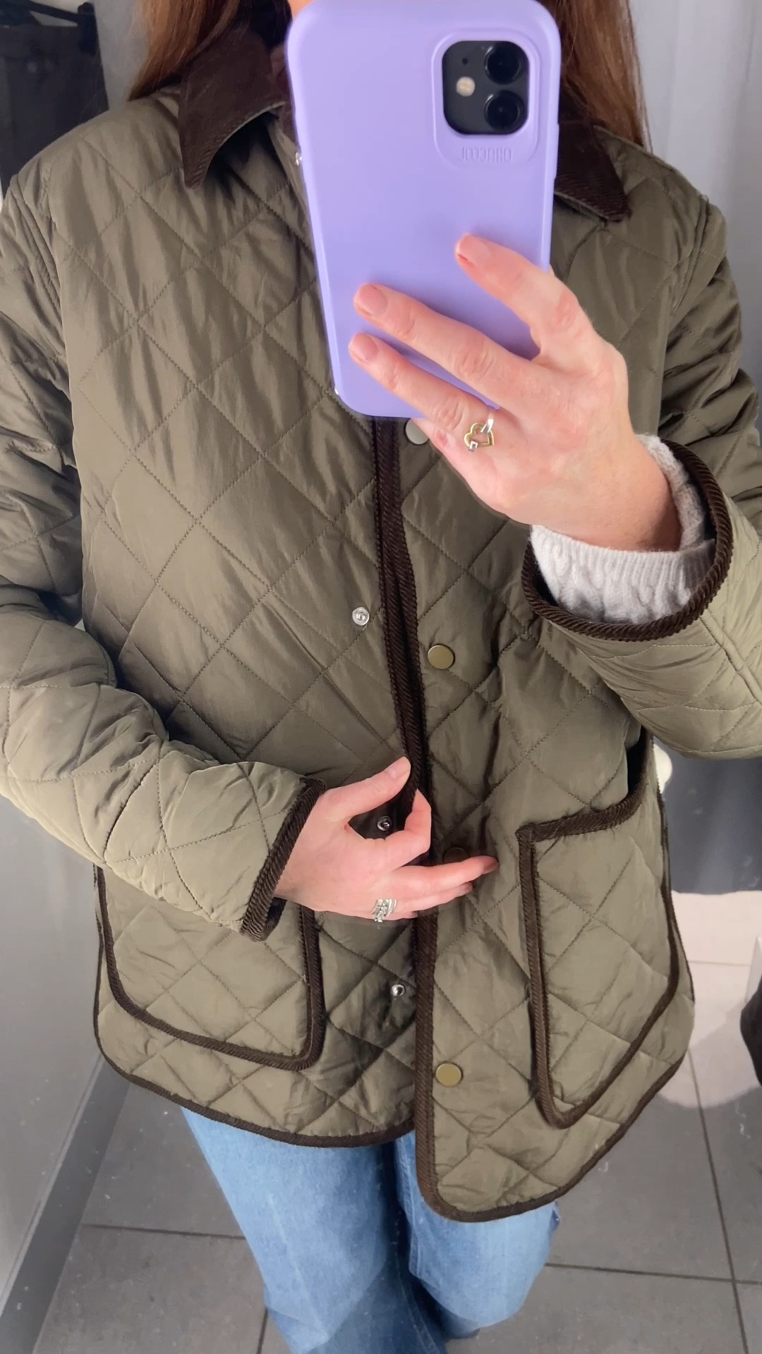 There’s something about a khaki quilted jacket that feels like autumn in a piece of clothing, cosy walks, golden light, and that crisp, comforting air. 🍂

This one from H&M is the perfect blend of classic and cosy, lightweight, flattering, and ideal for layering over knits or dresses.

If you’re curating your capsule wardrobe this season, here’s why a quilted jacket is a must-have:
🌳 Works with both casual and polished looks
🌳 Adds that “quiet luxury” feel without the price tag
🌳 Timeless colour that pairs beautifully with cream, taupe, and soft pinks

I’m wearing an XS for a more tailored fit, but you can size up for that effortless, relaxed style.

Save this post for your autumn outfit inspiration 🌳🐎🍂 #LTKAutumn Autumn Jacket, Quilted Jacket, Autumn Outfits 

#LTKSeasonal #LTKFindsUnder50 #LTKOver40