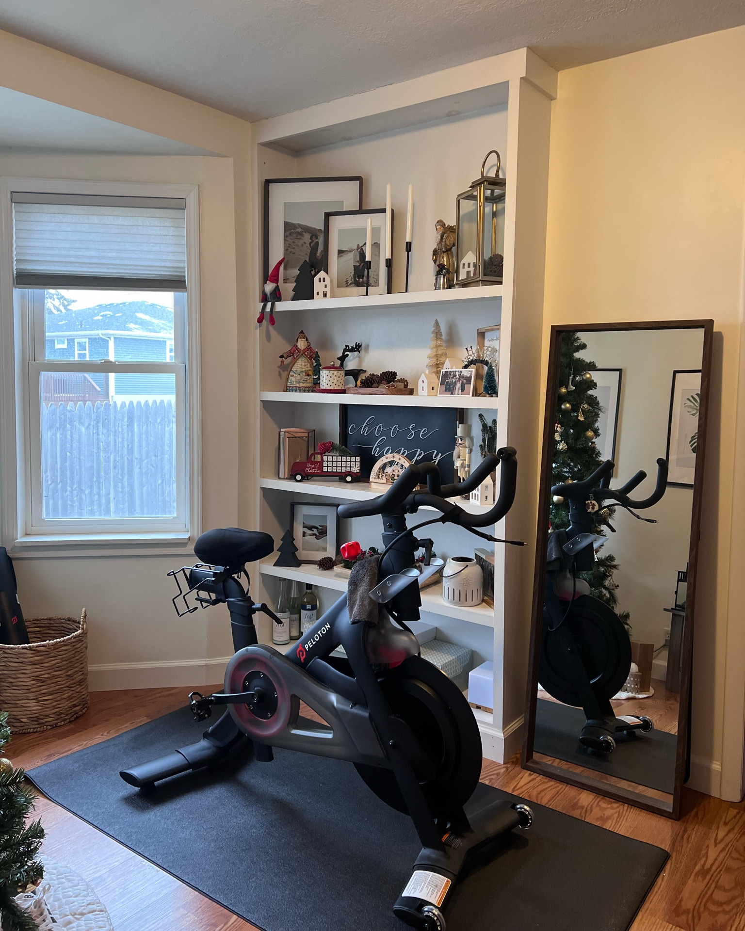 Finally joined the club! #peleton 

#LTKcurves #LTKFind #LTKhome