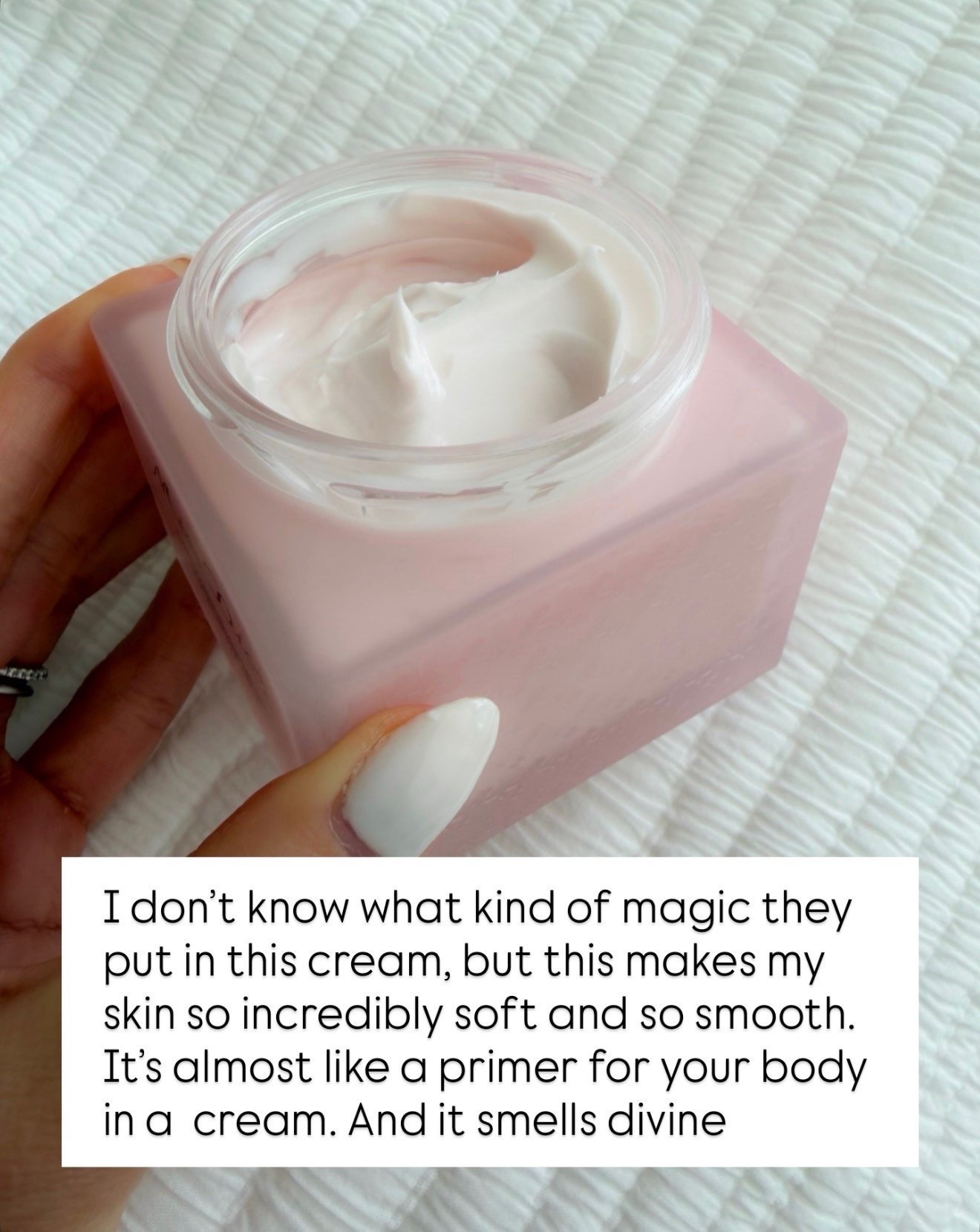 New bodycream from Dior, smells divine!

dior beauty, dior bodycream, how to smell good all day, soft skin, beauty routine, annabrstyle

#LTKBeauty