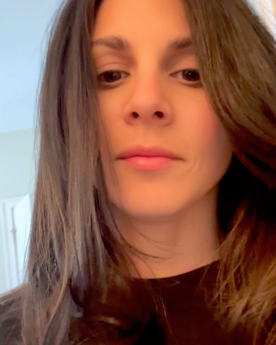 Dyson air wrap vs. shark flexstyle?? So far I’m sold on the Dyson! Look at all this volume! And it’s on sale right now! 