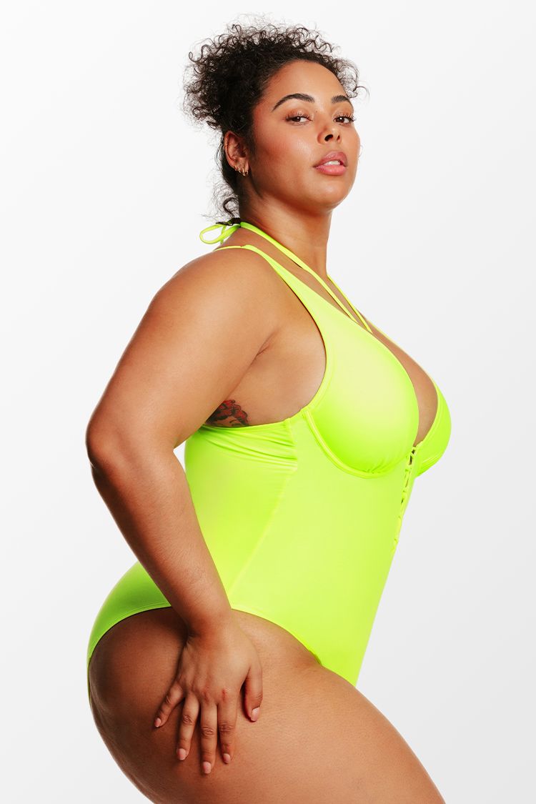 Love Los Angeles Strappy Plunge Plus Size One Piece Swimsuit | Cupshe US