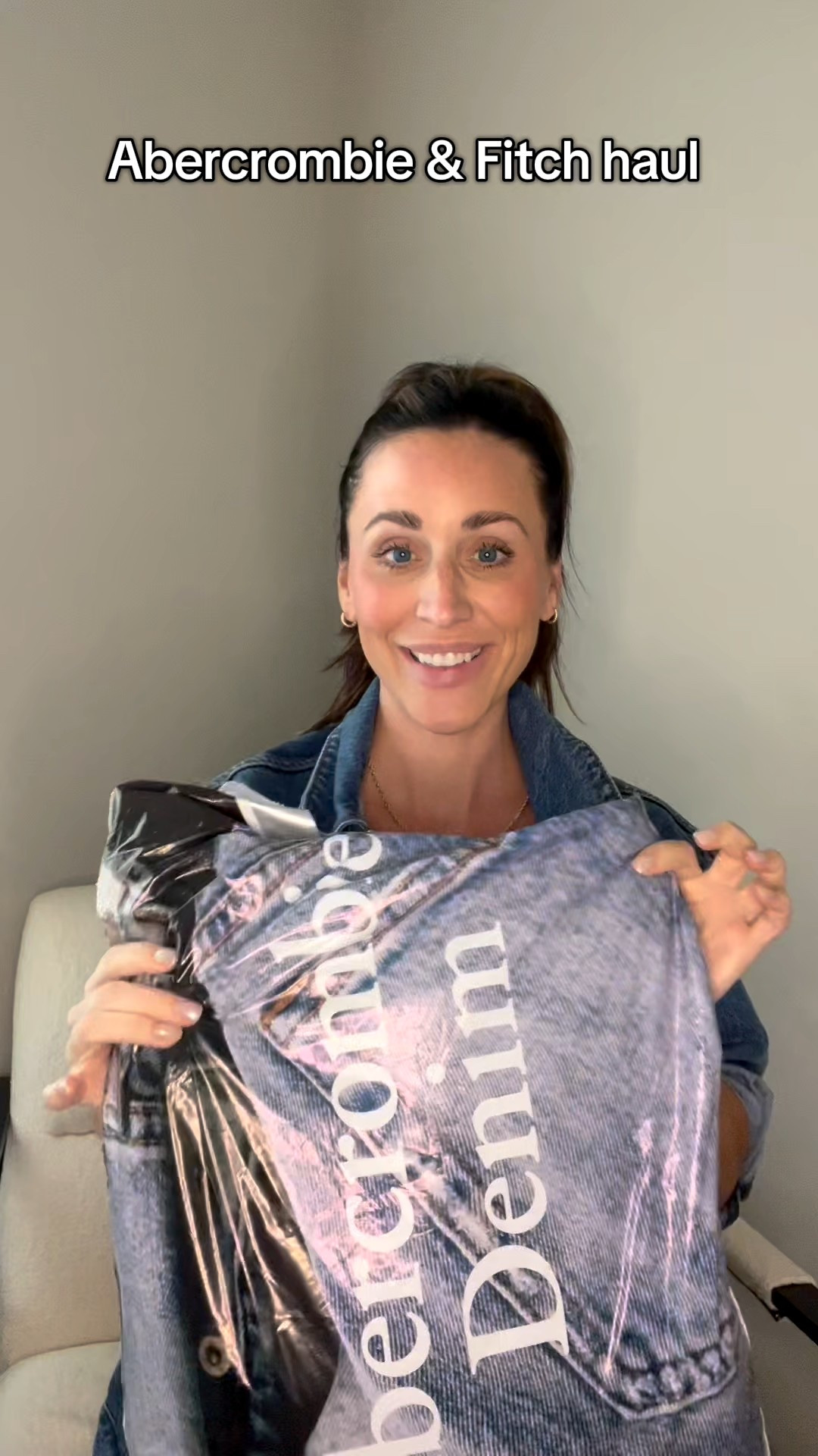 Good time to stock up at AF. They have a great sale going on right now! 

#LTKFindsUnder100 #LTKSeasonal