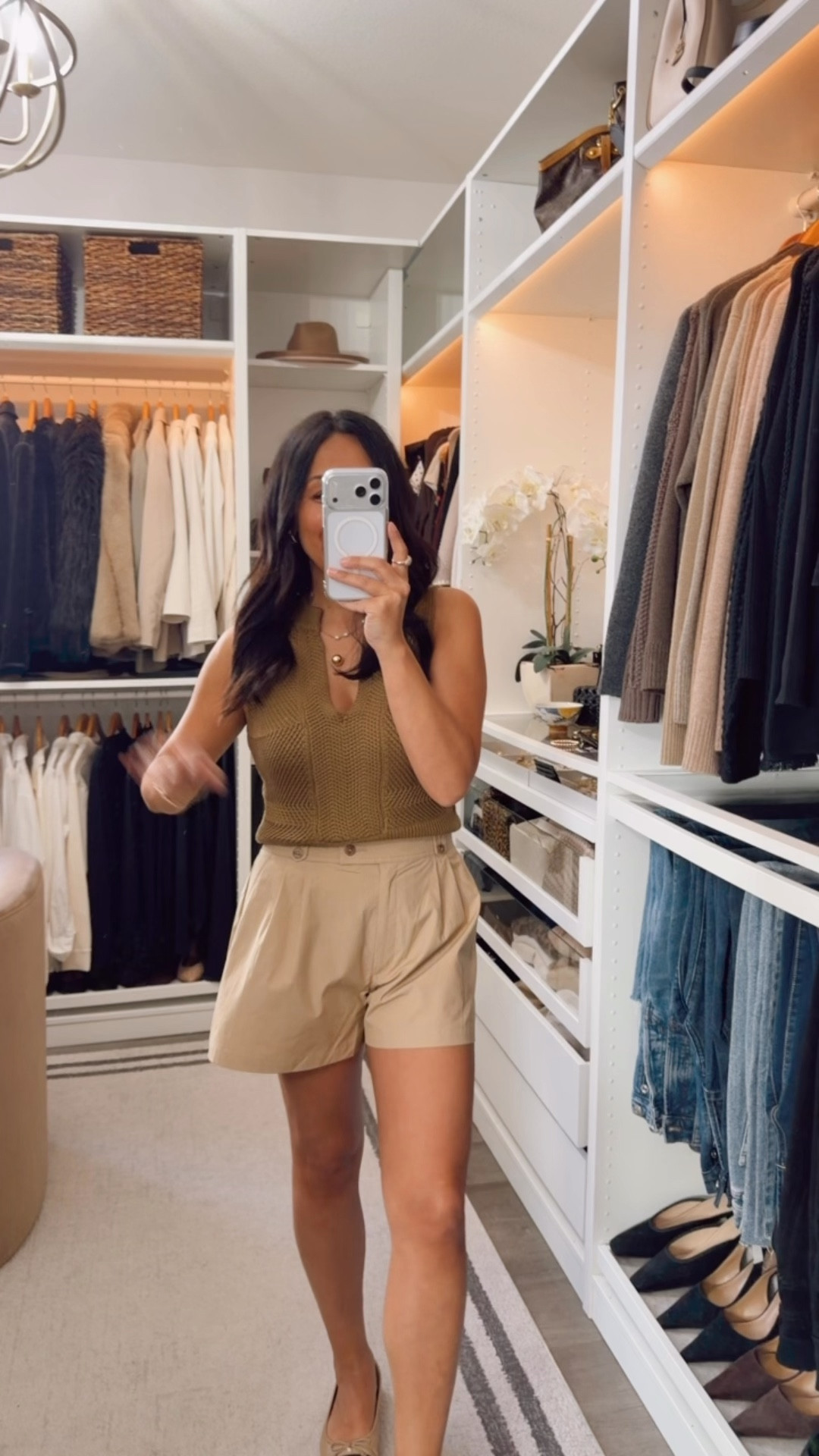 The texture on the knit tank is amazing🔥 comfortable and versatile- fits TTs wearing a small. Wearing a 4 in the shorts (I’m normally a 26 in denim)

@Express  #dresstoexpress #expresspartner

#LTKootd #LTKOver40