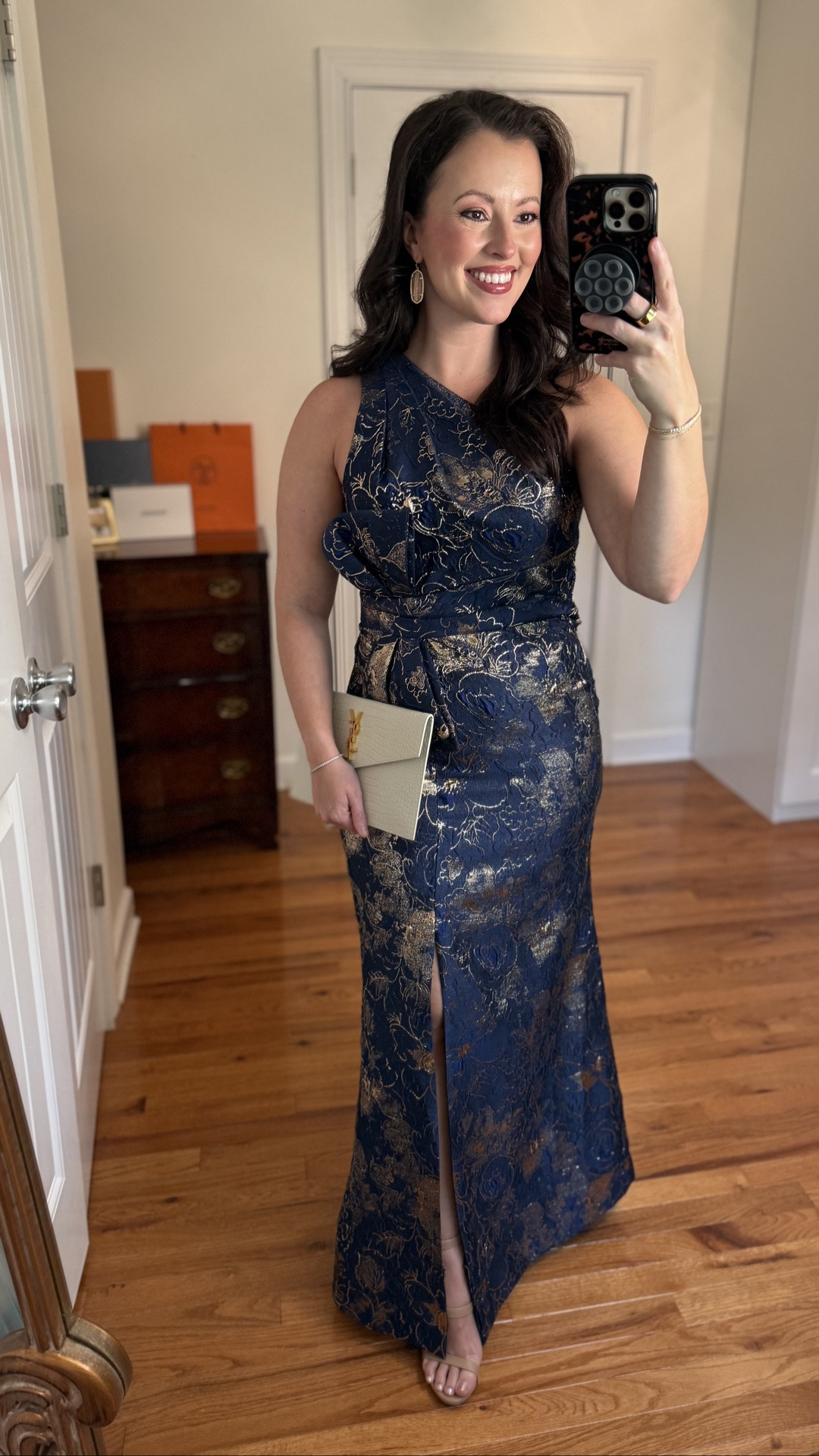 Fall wedding guest dress
Formal attire wedding guest dress
Black tie optional wedding guest dress 
Navy and gold jacquard wedding guest dress
I’m wearing a 6 (has some stretch also). I’d size up 1 as I normally wear a 4 
Comes in petite and regular length!

#LTKWedding