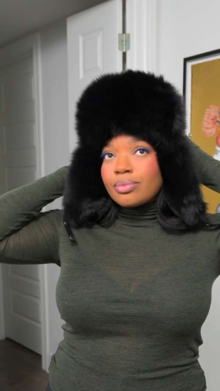 I'm pretty obsessed with my new hat. Might even make it apart of my next holiday party outfit.  

 #LTKootd #LTKSeasonal #LTKMidsize