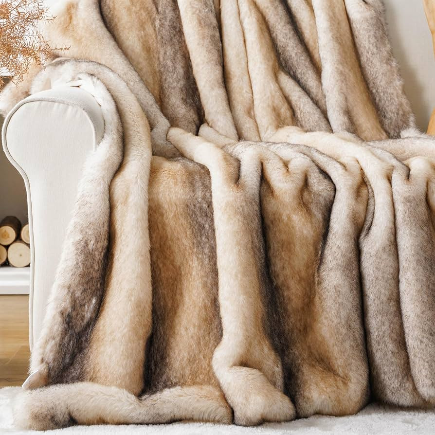 BATTILO Luxury Faux Fur Throw Blanket for Couch, 60"x80", Thick, Smoothly | Amazon (US)