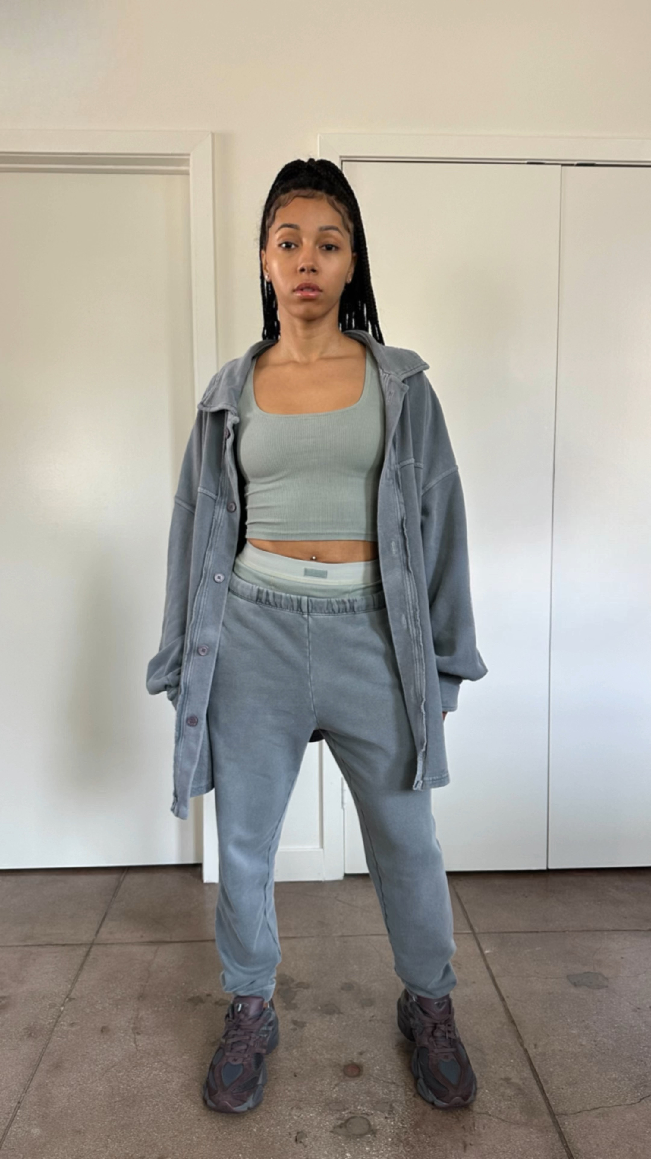 if you have tiny titties like me then pepper bras are the move! 😬🫐

bra @wearpepper (use code: imanilw)
top + boxers @skims 
cardigan + joggers @joahbrown 
sneakers @newbalance

#LTKStyleTip #LTKVideo