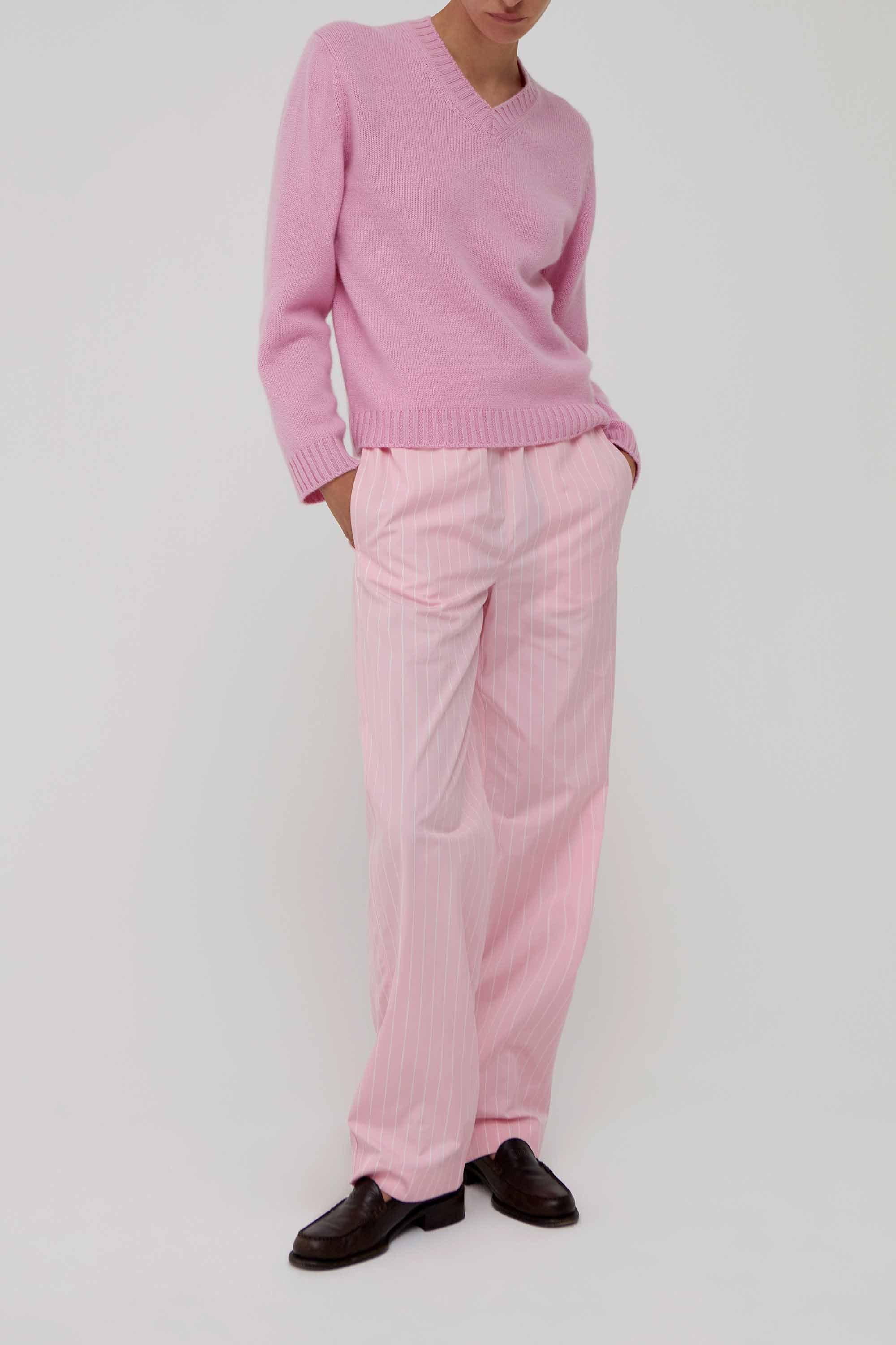 Nevia Cashmere Sweater in Pink | Amiya