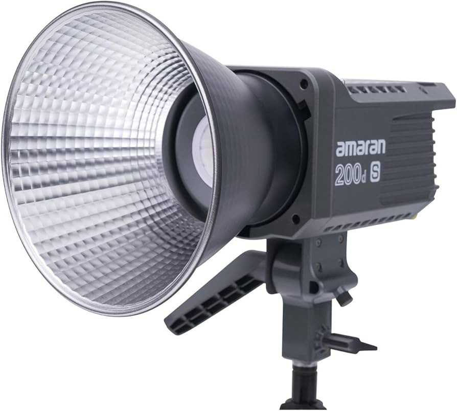 Aputure Amaran 200ds 200d S LED Video Light 200W 5600K Bowens Mount Daylight with Sidus Link App ... | Amazon (US)