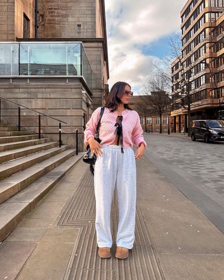 Pink knits , ribbon and bows , grey wide leg trousers / joggers and Uggs 🌸🎀🧸

#LTKeurope #LTKstyletip #LTKshoecrush