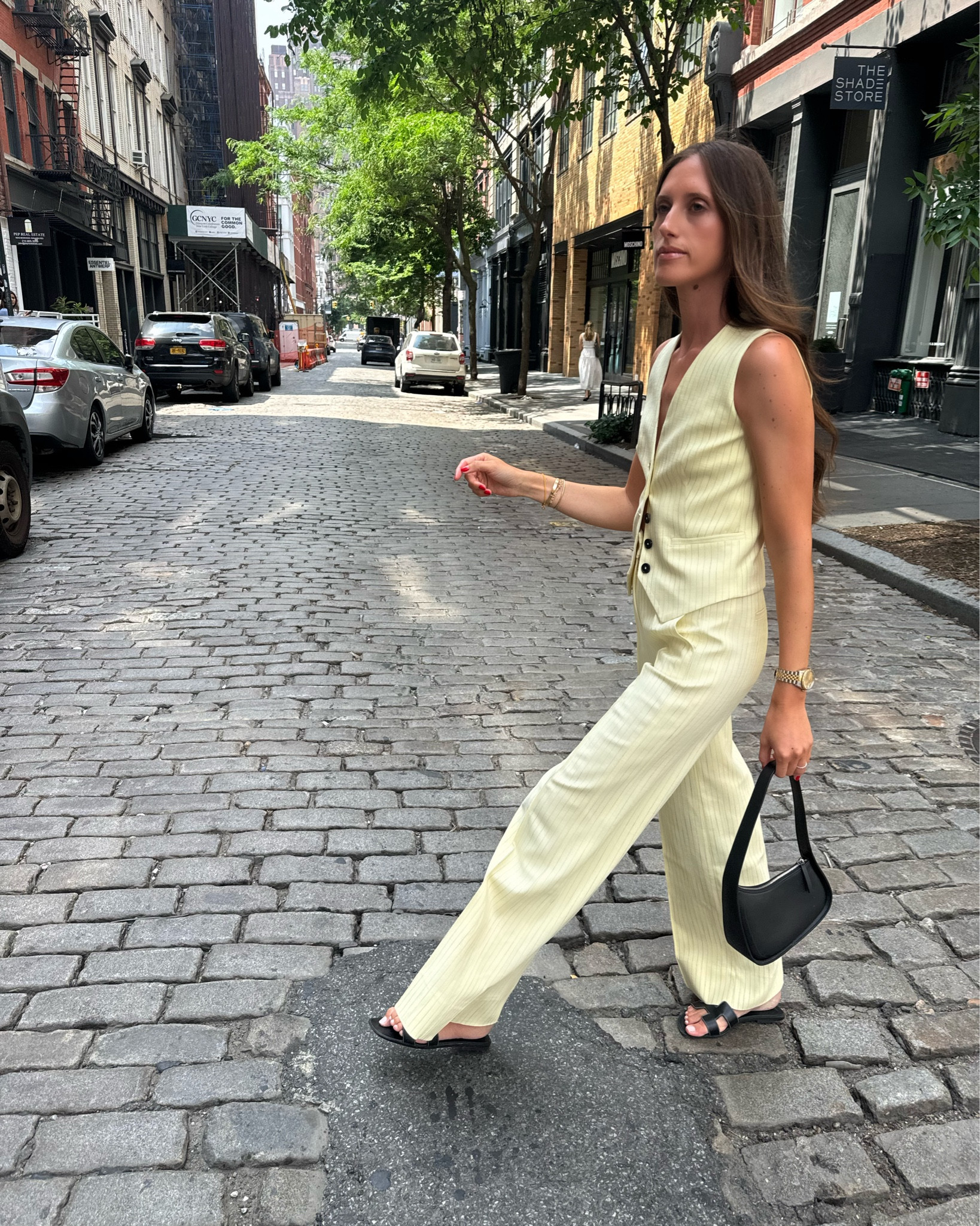 Elevated Summer Looks with Me + Em. I am constantly styling my clients in pieces from the brand. The quality and tailoring is amazing and everything has that European effortless feel to it. I picked some pieces for myself for summer and excited to incorporate these into my closet and style multiple ways. 

Which Total Me + Em look is your favourite, 1 or 2? 

#ad @Me+Em #liketkit 

#LTKU #LTKSeasonal #LTKStyleTip