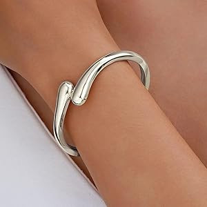 Gold Bangle Bracelets for Women Teens Trendy Chunky Adjustable Twist Cuff Bracelet Jewelry Gifts | Amazon (US)