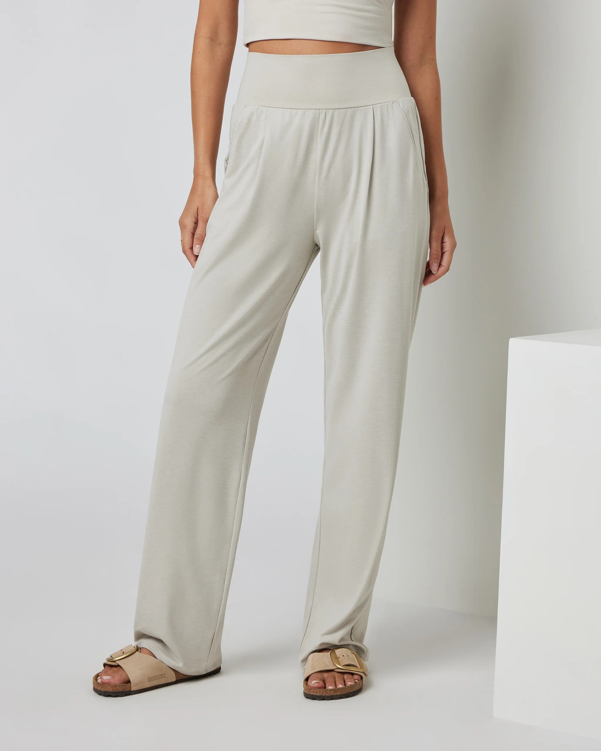 Lux At Ease Straight | Suede Heather Straight Leg Pants | Vuori | Vuori Clothing (US & Canada)