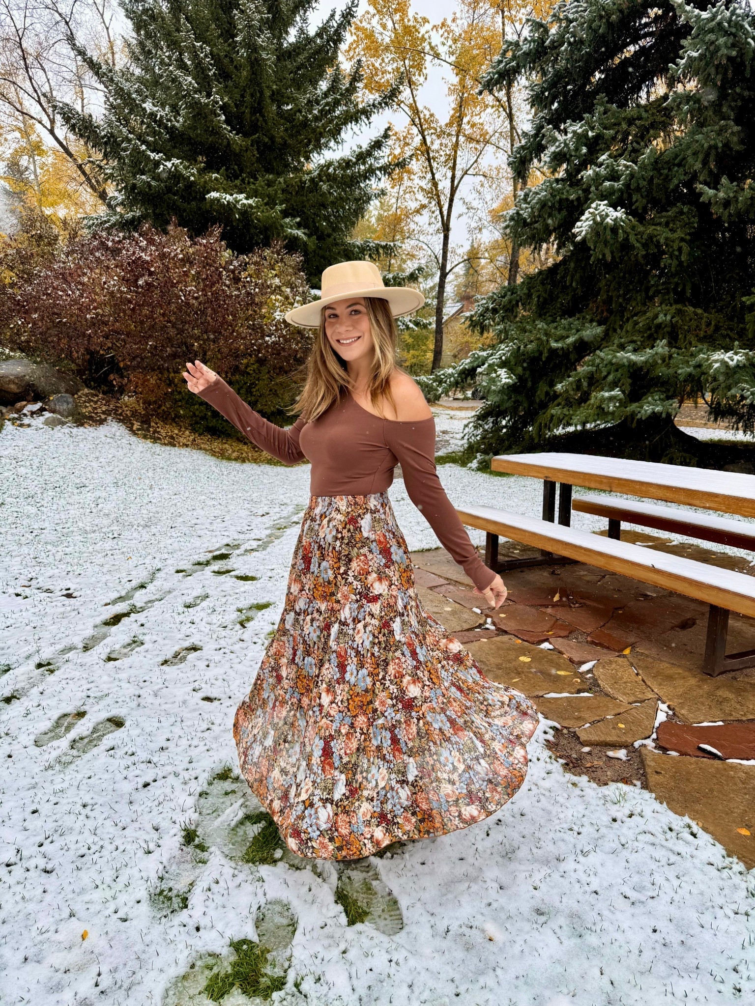 Our last day in Aspen came with the sweetest surprise…morning snow! ❄️
Fall colors + soft snowflakes = pure magic. Save this for cozy fall outfit inspo 🍁🍂

#LTKStyleTip #LTKFindsUnder100 #LTKTravel