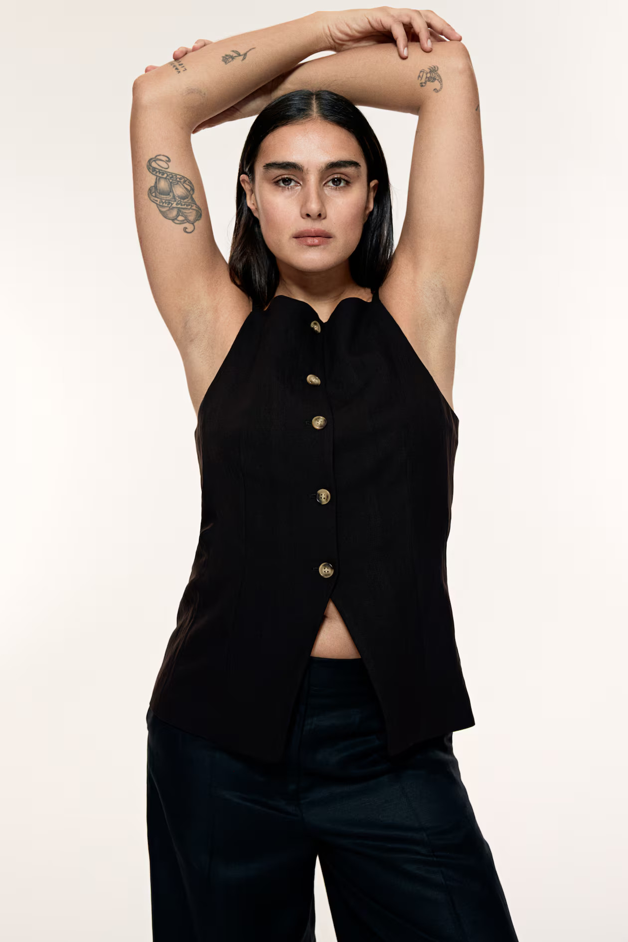 Tapered-waist waistcoat | H&M (UK, MY, IN, SG, PH, TW, HK)