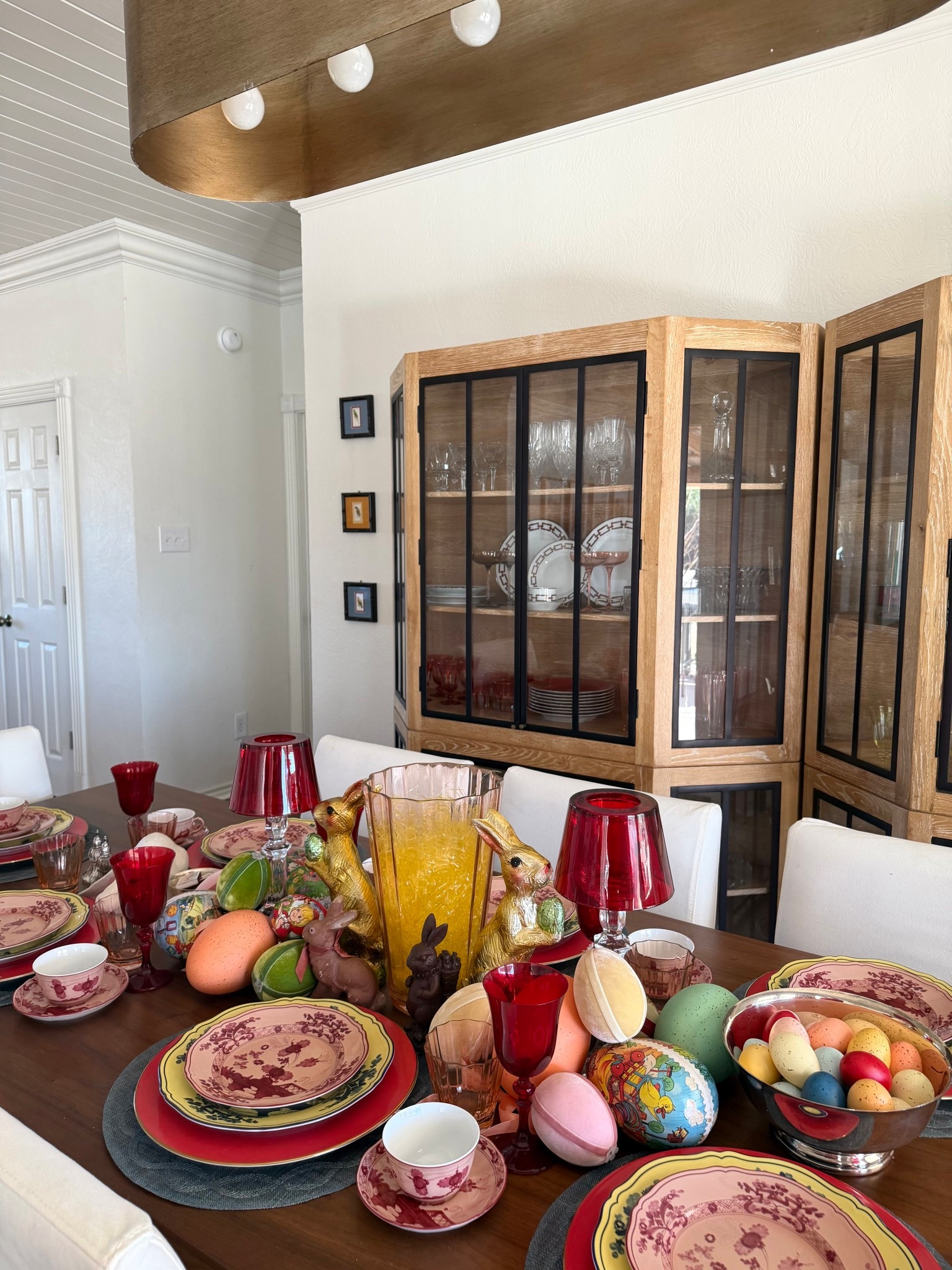 Decorating early this year🐰🐣🍫🌈☀️

#LTKHome #LTKSeasonal