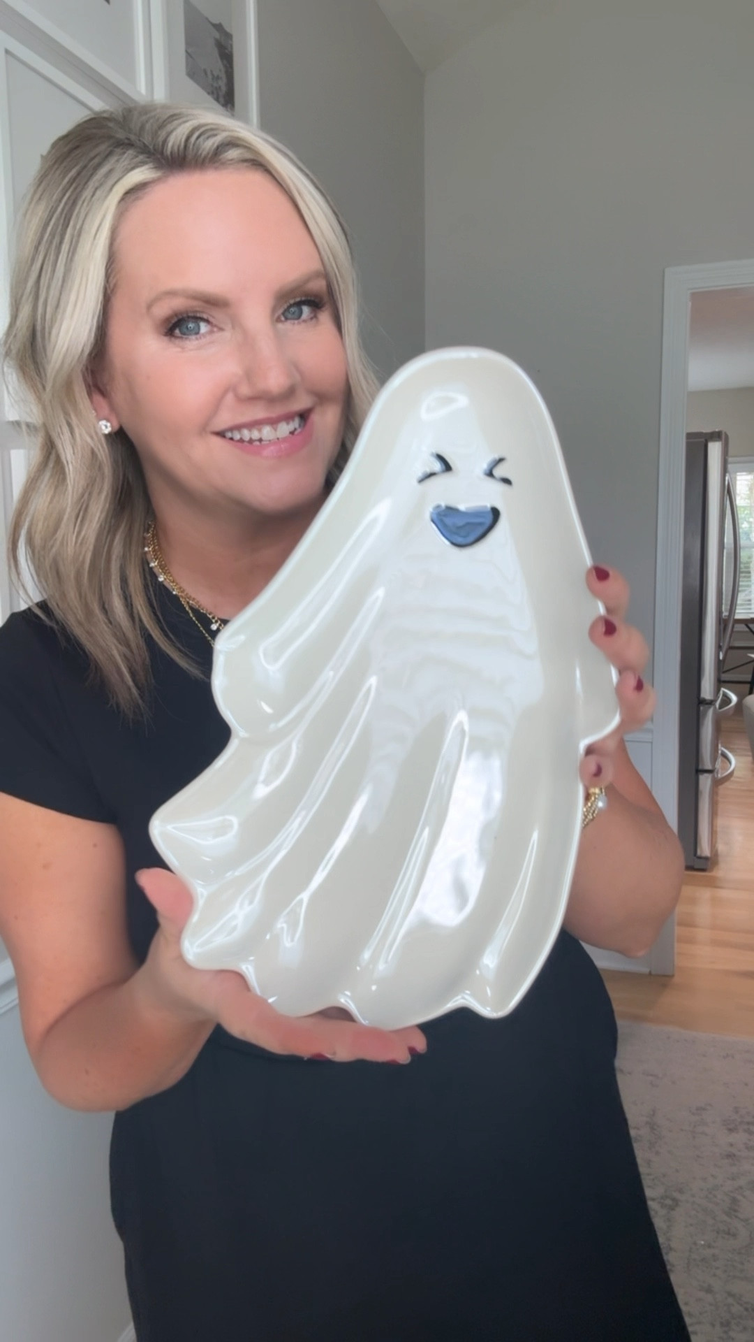 The cutest ghost platter for only $10! 
Halloween decor
Fall decor 
Walmart home finds 


#LTKSeasonal #LTKFindsUnder50 #LTKHome