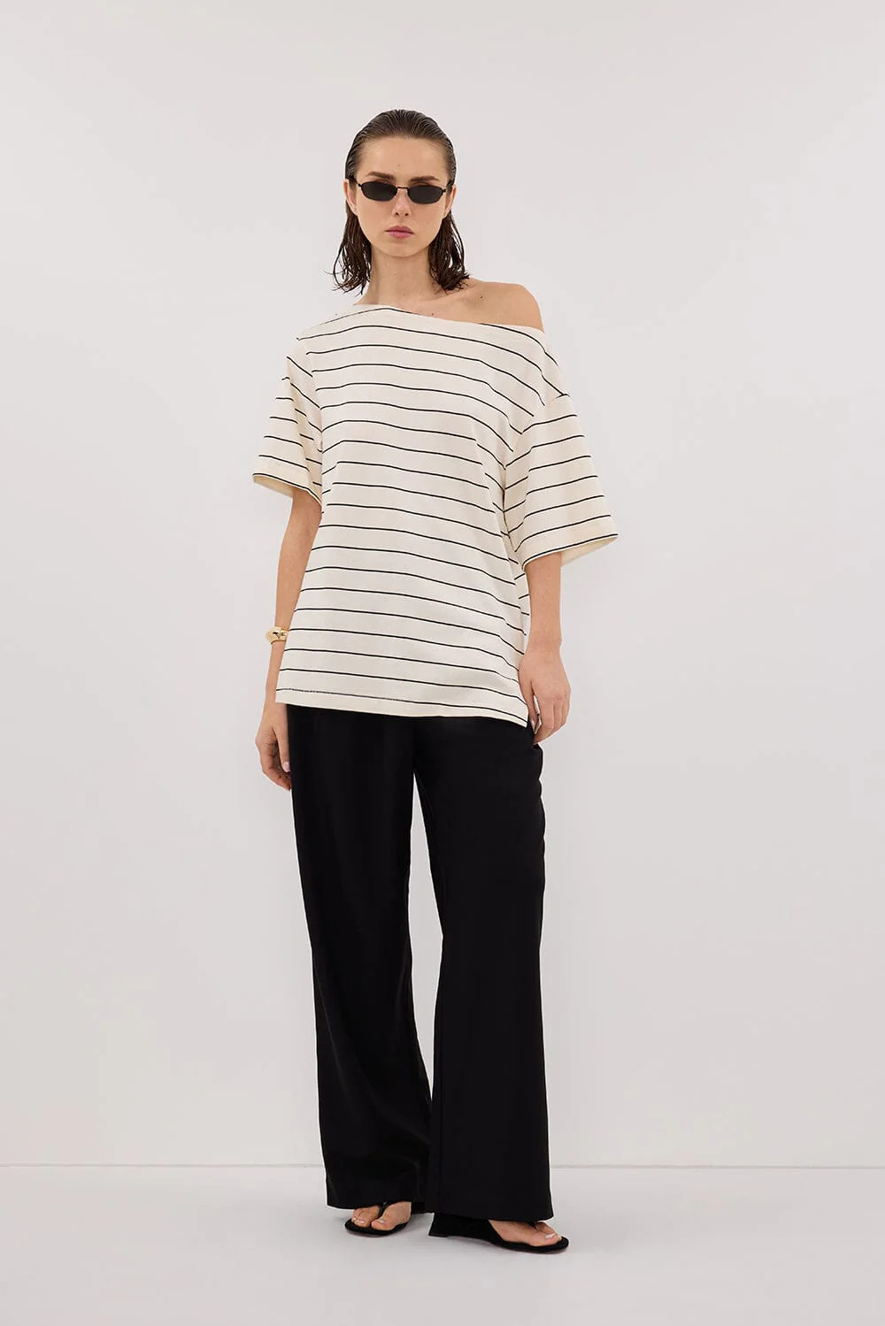 ESME OFF WHITE  STRIPE ASYM TEE | DISSH