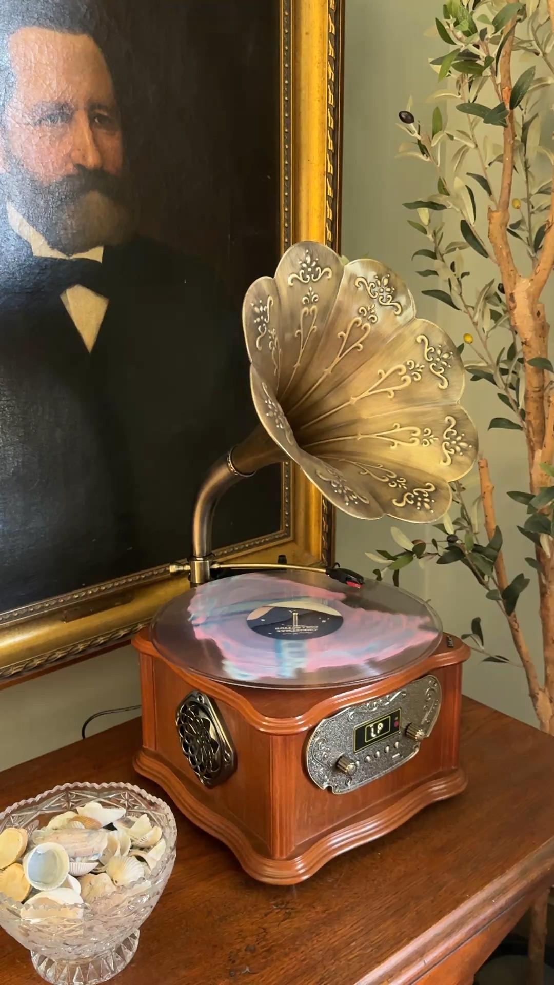 Replica Gramaphone at an affordable price. 

#LTKHome