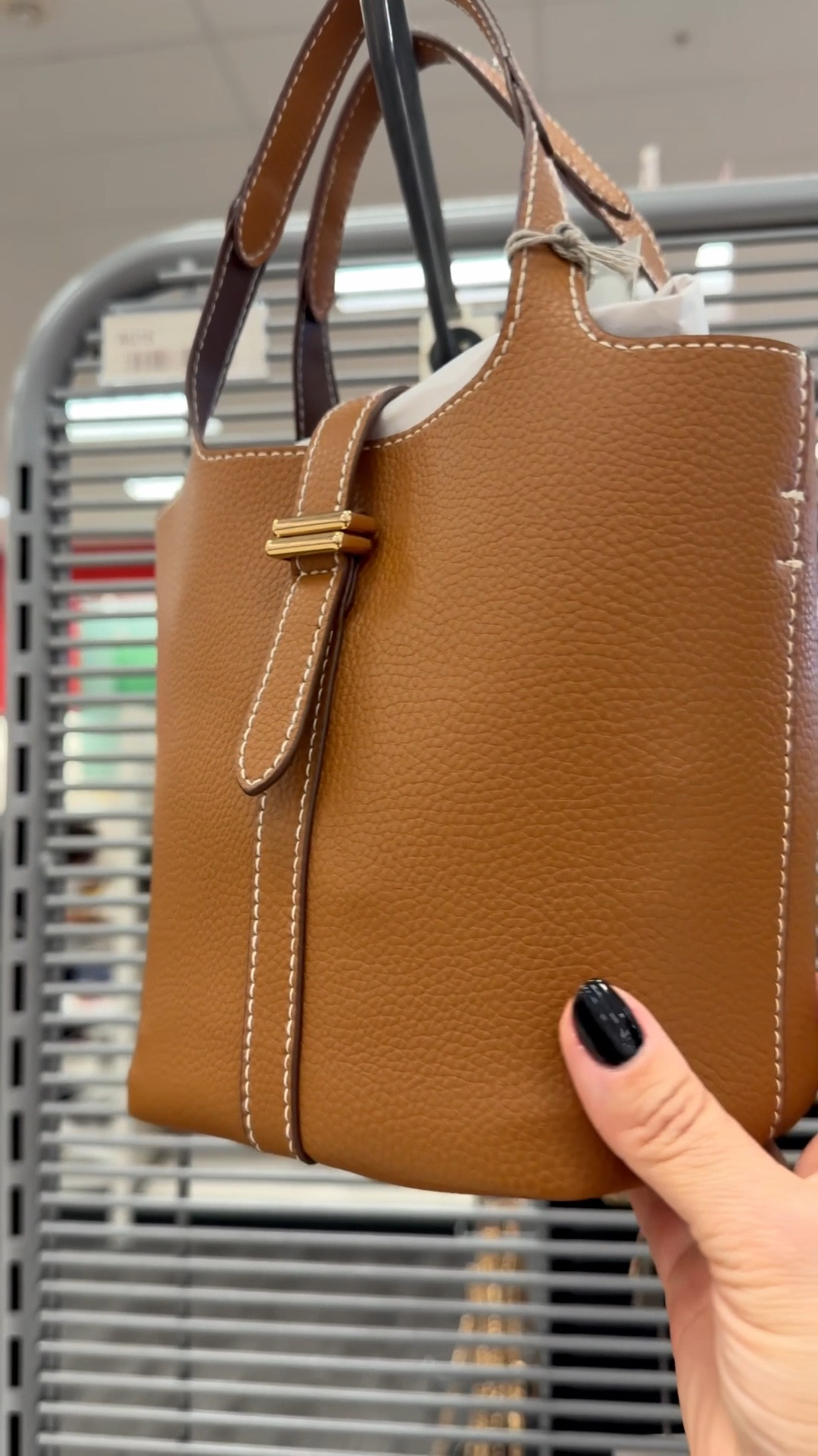 The cutest bucket bag 
Mini Tulip Tote Handbag with Crossbody Strap - @Target does it again! ♥️
Love these 3 colors that they come in. 


#spring #bucketbag #bags #target 

#LTKSeasonal #LTKOver40 #LTKPetite