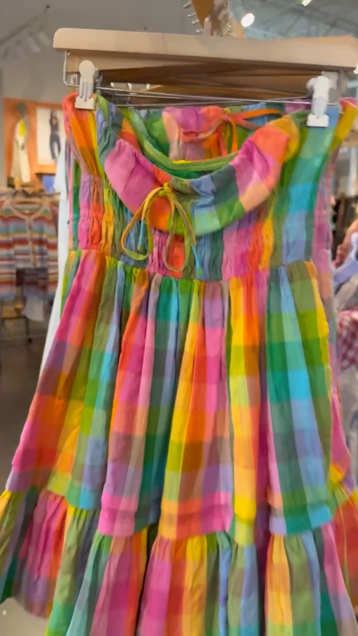 When the colors catch your eye!! Color me happy! 

Anthro Buy more, Save more Sale 
$50 off $150
$100 off $300
$150 off $500
 

#LTKdayinmylife #LTKmomlife #LTKSaleAlert

