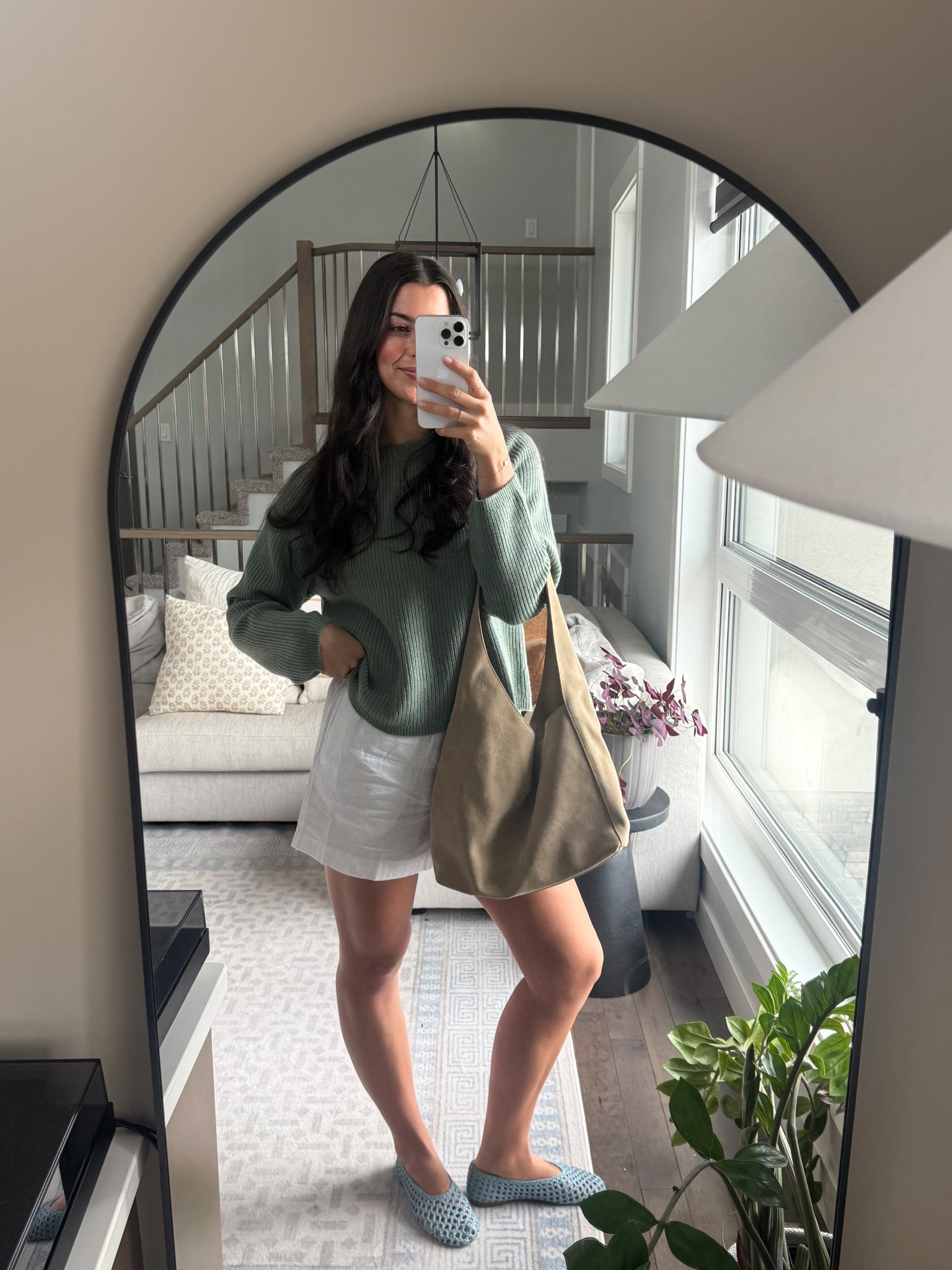 @Quince makes the best quality wardrobe staples 👏🏼 I can’t get over their clothes! Soo beautifully made. I’m in a large cashmere sweater and medium linen shorts!  And this suede bag is perfect for everyday! #quincepartner

#LTKcanada #LTKsummer