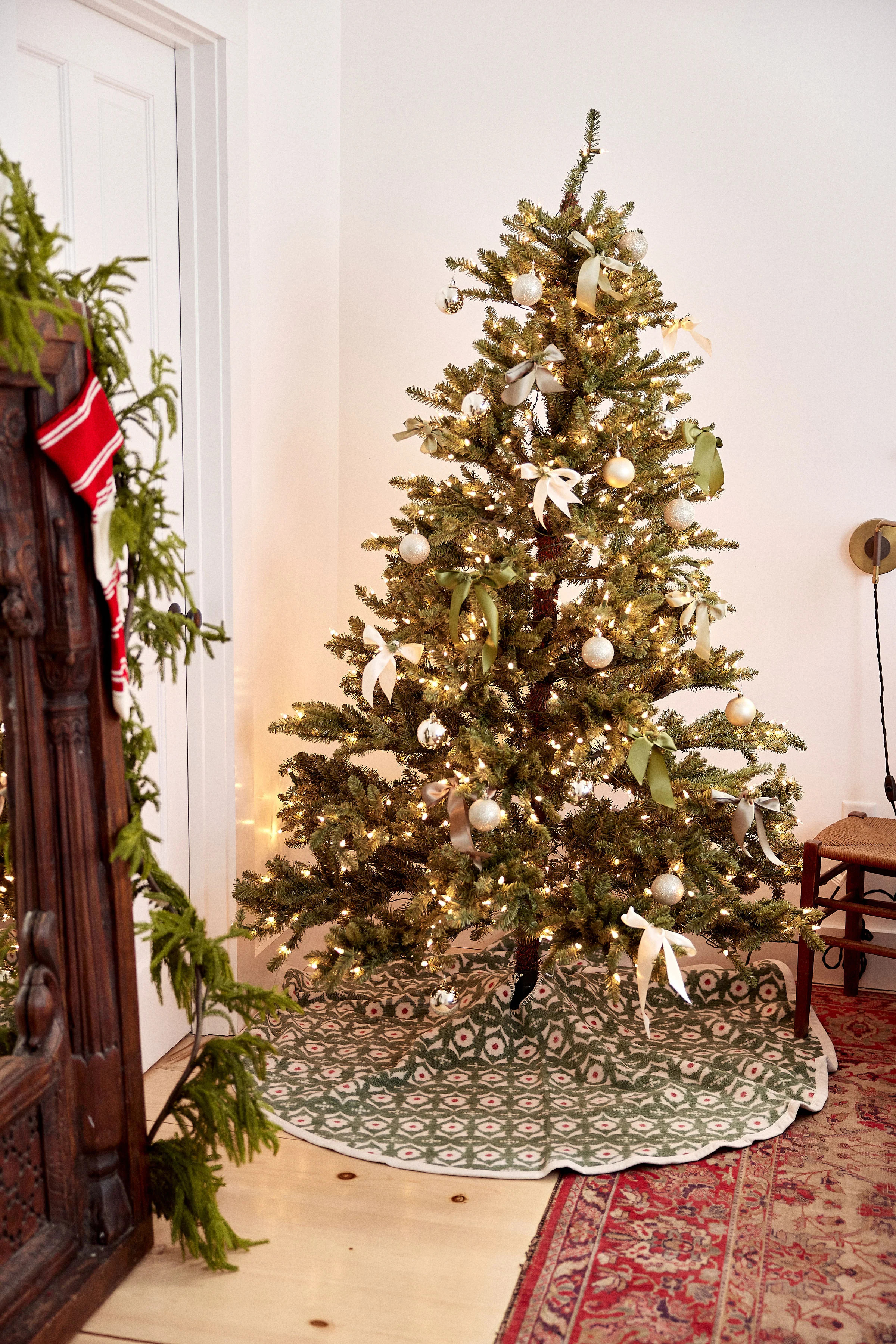 Frances Floral Christmas Tree Skirt | ChappyWrap | ChappyWrap