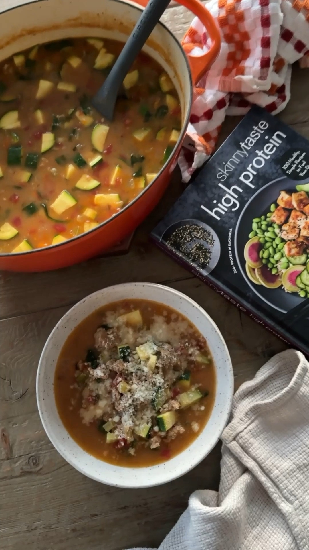 Shortcut Meatball Soup 🥣 All the cozy meatball flavor—without rolling a single one.


I took my minestrone base and swapped the pasta for sautéed turkey “meatball” crumbles. One pot, so simple, and shockingly satisfying.

✅ 40g protein per serving ✅ 9g fiber ✅ No rolling meatballs ✅ Cozy, hearty, weeknight-friendly ✅ From Skinnytaste High Protein

📘 This recipe’s from Skinnytaste High Protein, packed with 100+ meals—each with 30g+ protein to help you stay full, satisfied, and fueled. 
Follow @skinnytaste for more high-protein meals

#LTKfitnessgoals #LTKHome #LTKfoodie