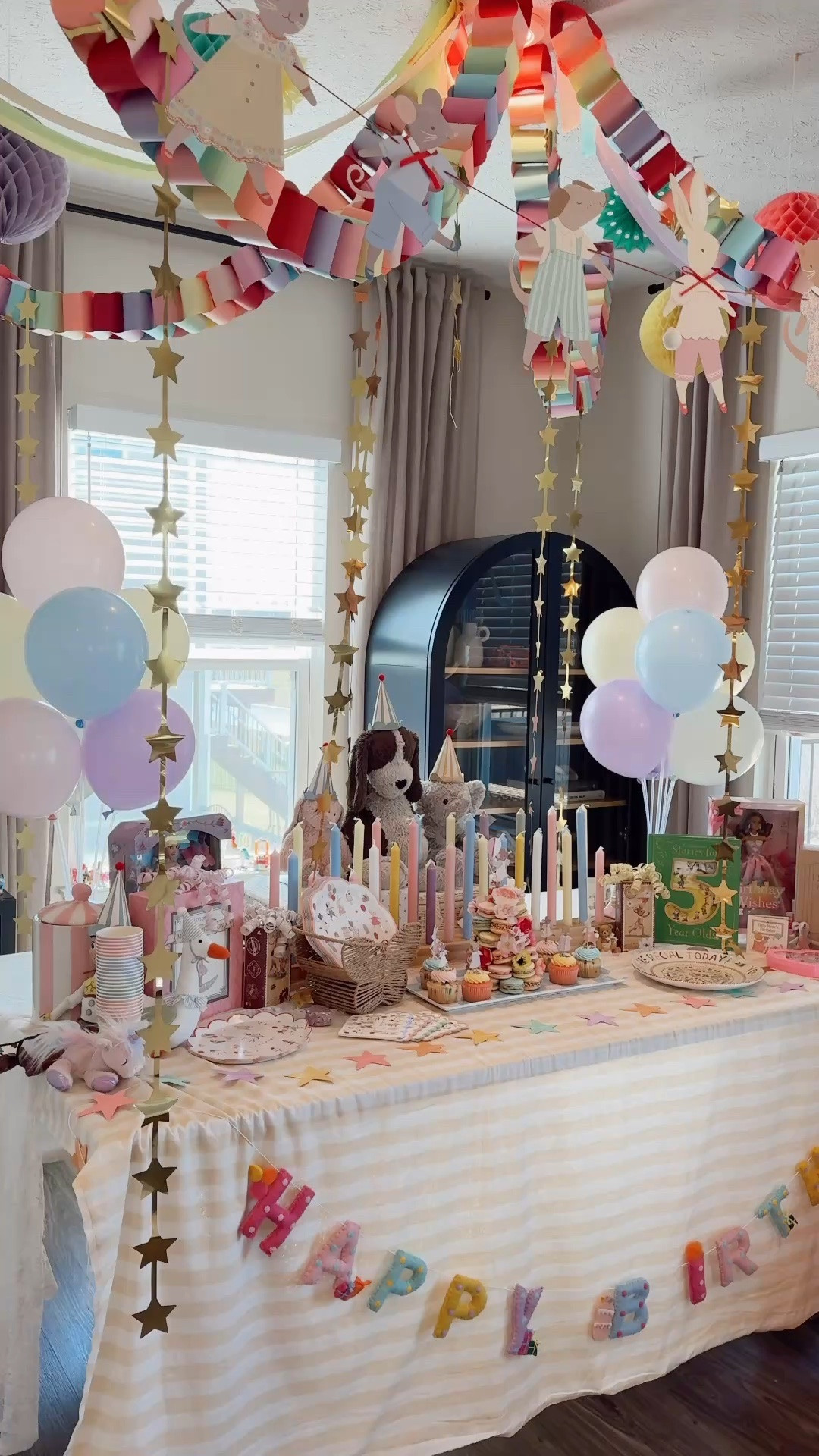 Whimsical Mousey 5th Birthday🐭🌈🌟
The cutest whimsical side of Jojo's bday!! Everything turned out so cute!! Love all the colors😍😍😍 linking the decor everything I can! #whimsicalbirthday #mouseybirthday #maileg #5thbirthdayparty