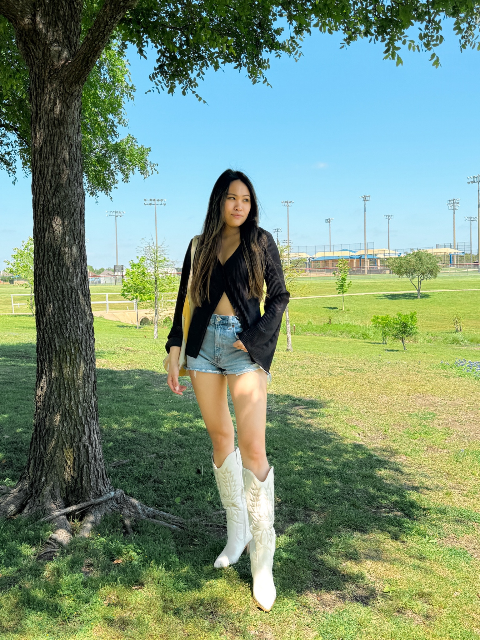 Summer outfit, country fit, cowgirl boots, cowboy boots, summer ootd, casual style, casual fit, Abercrombie jeans, white boots

#LTKstyletip #LTKshoecrush