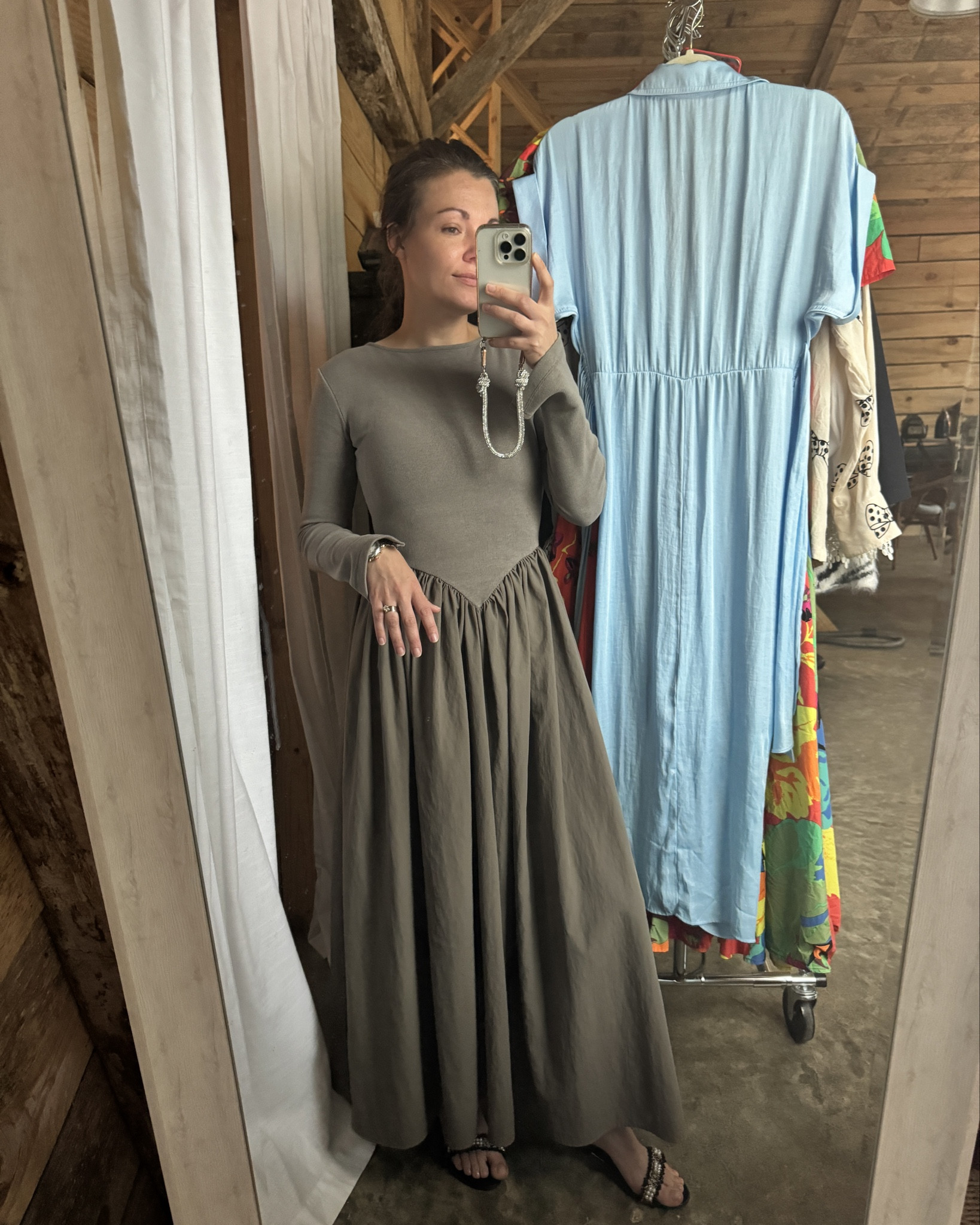 🤎 The drop waist is everywhere right now! So flattering and feels throwback but also really fresh. My exact dress is sold out but similar linked here 

#LTKstyletip