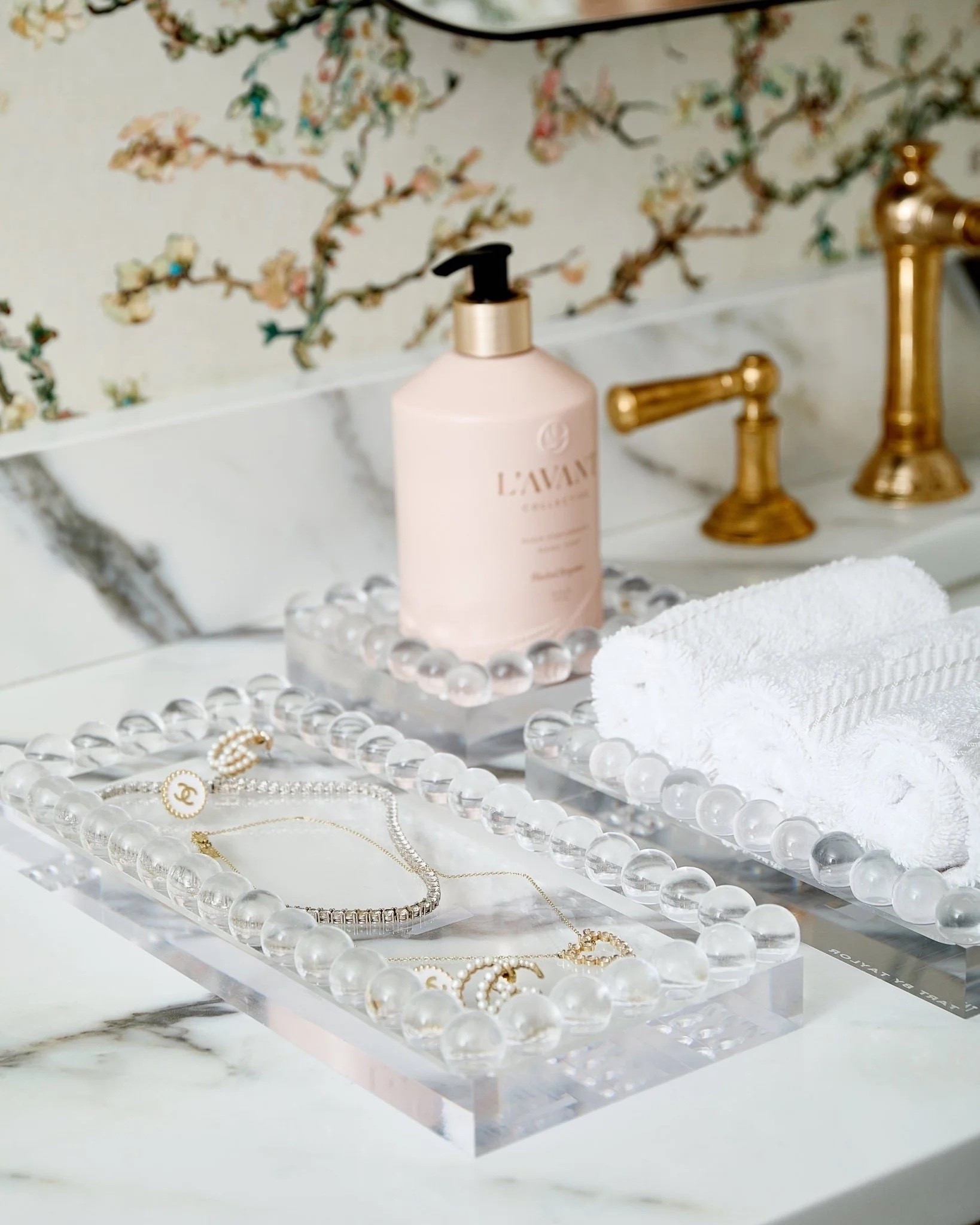 lucite bubble tray 🤍

#LTKHome #LTKMothersDay #LTKSaleAlert