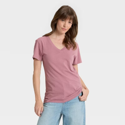 Women's Short Sleeve V-Neck T-Shirt - Universal Thread™ Mauve XS | Target