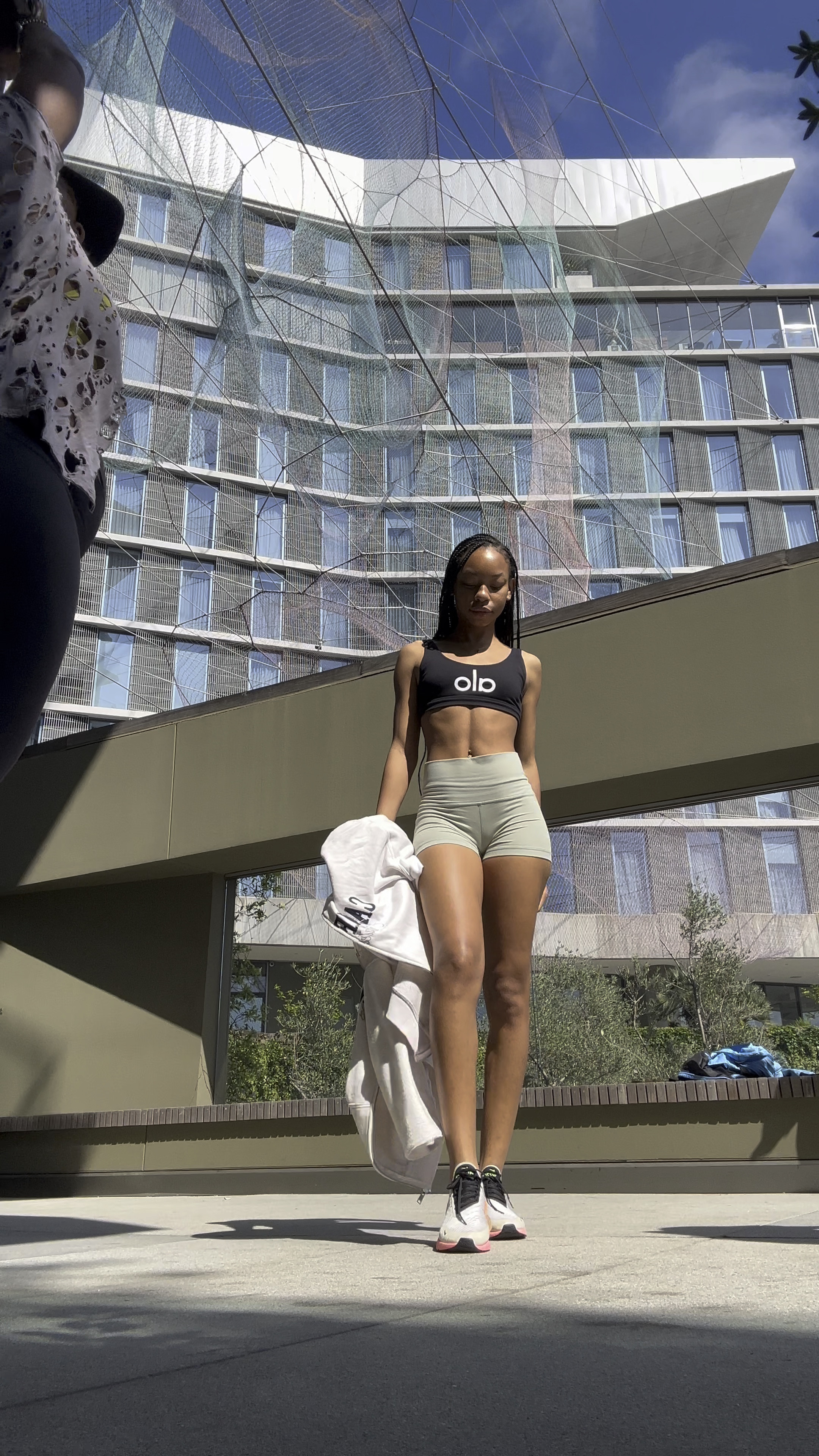 went on my first 3 mile run & this set was the PERFECT thing to wear 😭

#LTKU #LTKActive #LTKVideo