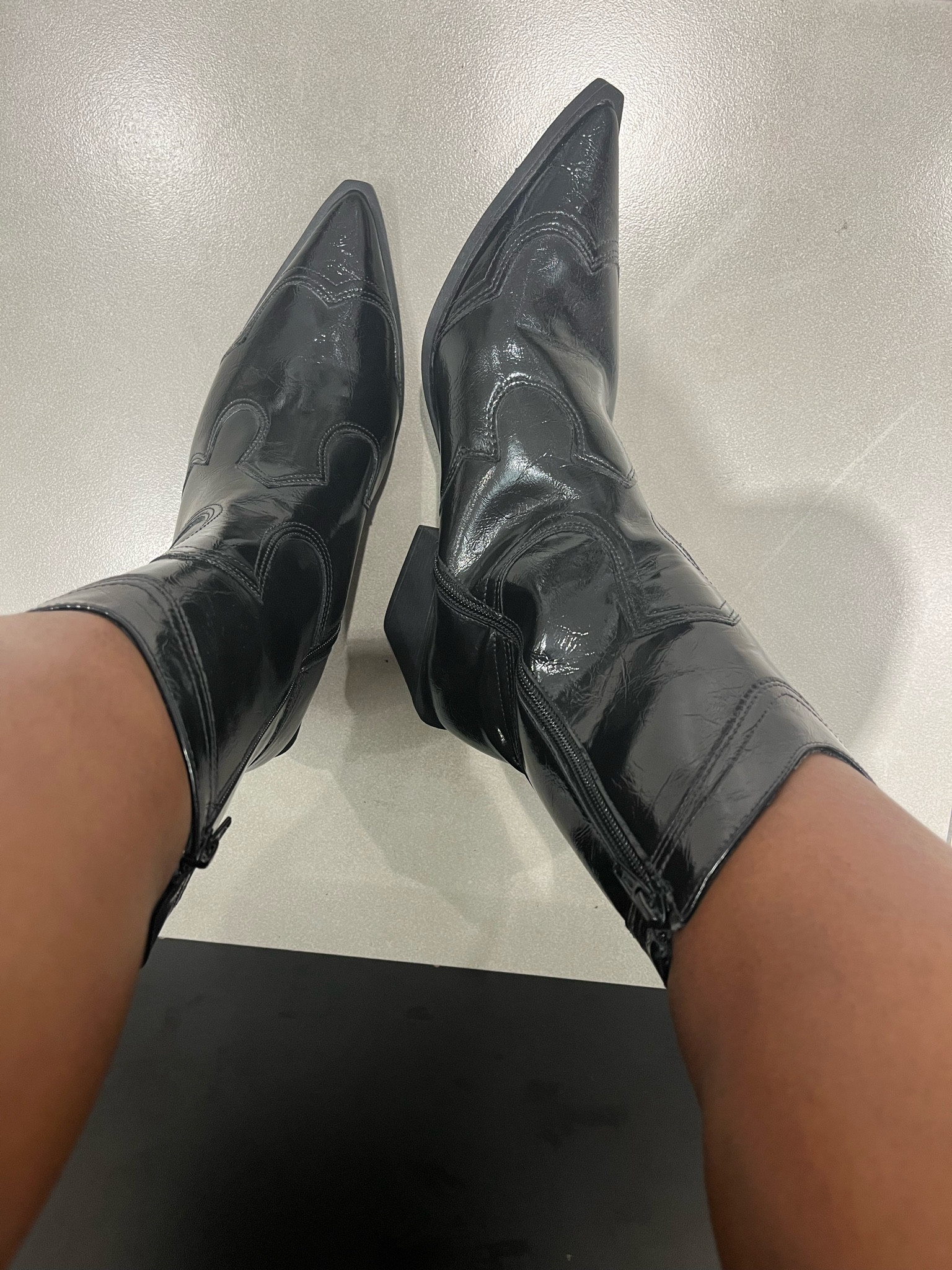 Um bota western para ninguém botar defeito! Amei 👢🤌🏾

#LTKstyletip #LTKshoes