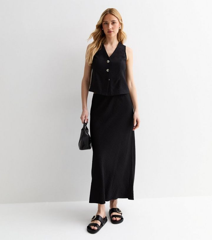 Black Textured Midi Skirt | New Look | New Look (UK)