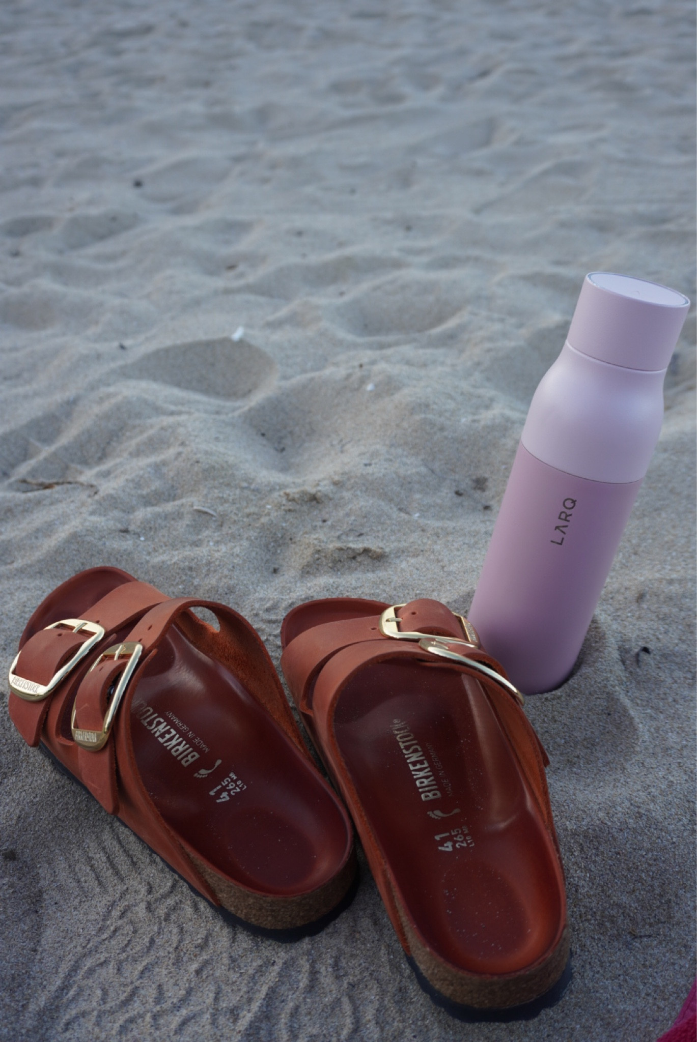 Orange Birkenstocks 

#LTKShoeCrush #LTKFindsUnder100 #LTKSaleAlert