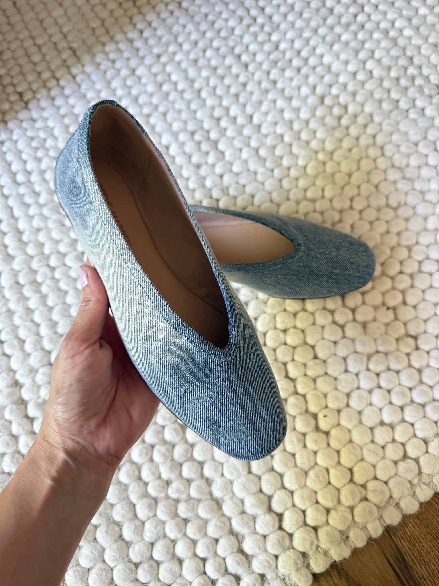 Loving my new denim flats! Size up if you are in between sizes! I own this same flat in the leather version and I wear a 7 on those and had to exchange these for 7.5 because they don’t fit 

#LTKU #LTKootd #LTKWorkwear