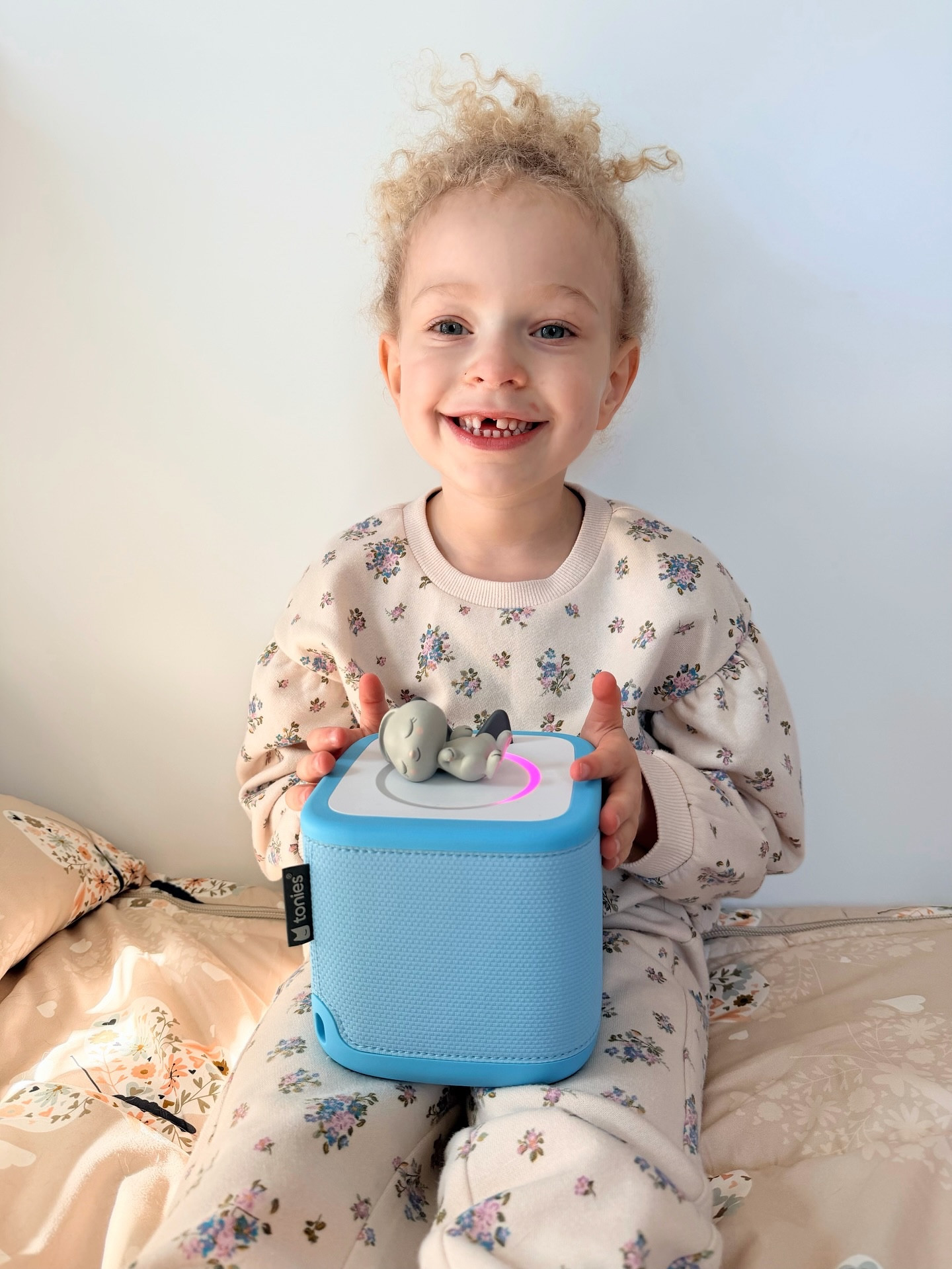 Have you tried the @tonies.us 2 yet? My two little ones are loving it! The new My First Tonies for ages 1+ are soft and perfect for little hands! It’s their birthday so there’s a sale going on right now! Linking in my stories! 

#tonies #toniebox #screenfree #screenfreeactivities