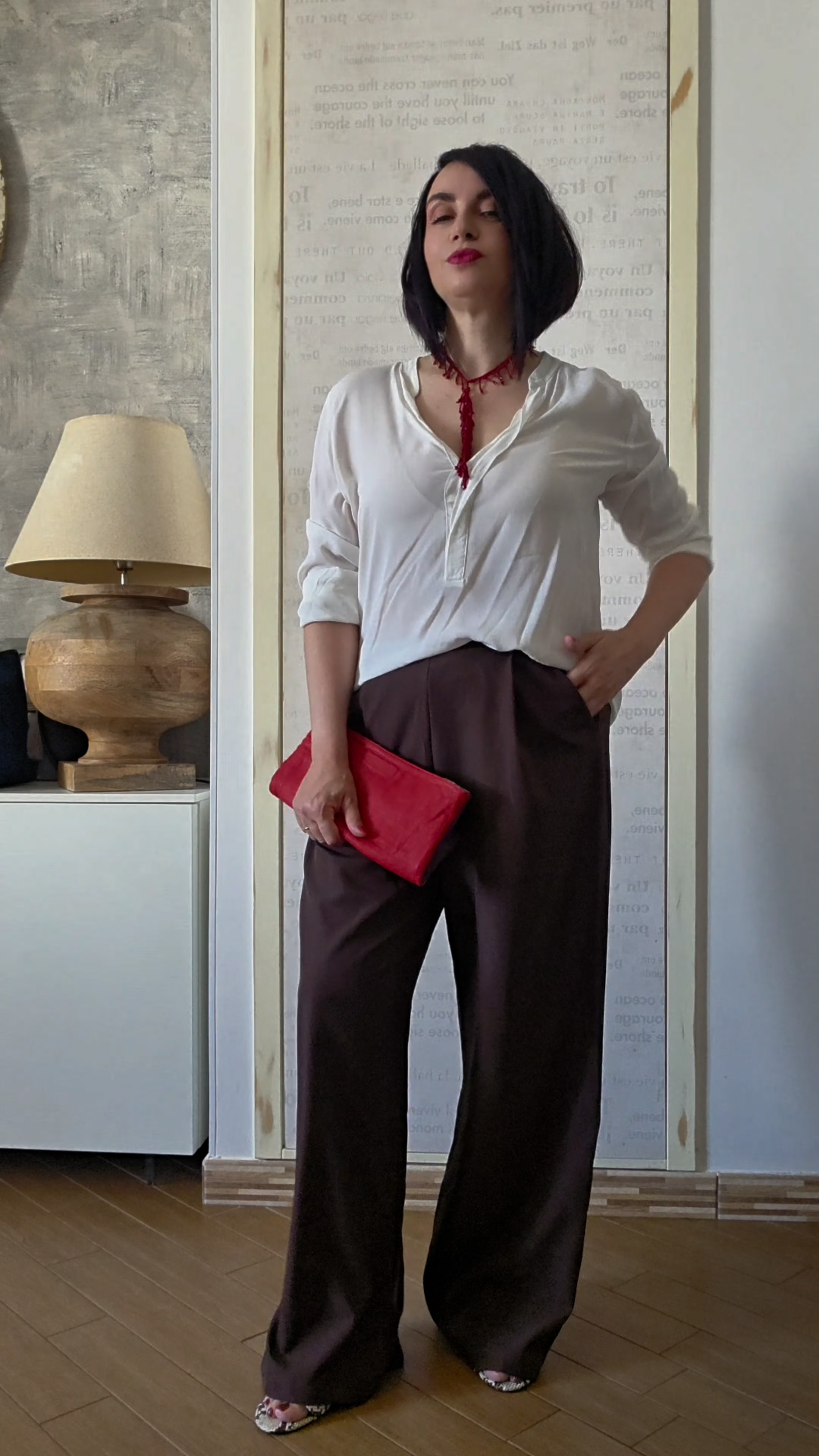 4 look con i pantaloni marroni. Qual è il tuo preferito?

#LTKitalia #LTKeurope #LTKpetite