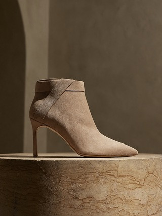 Torri Suede Ankle Boot | Banana Republic (US)