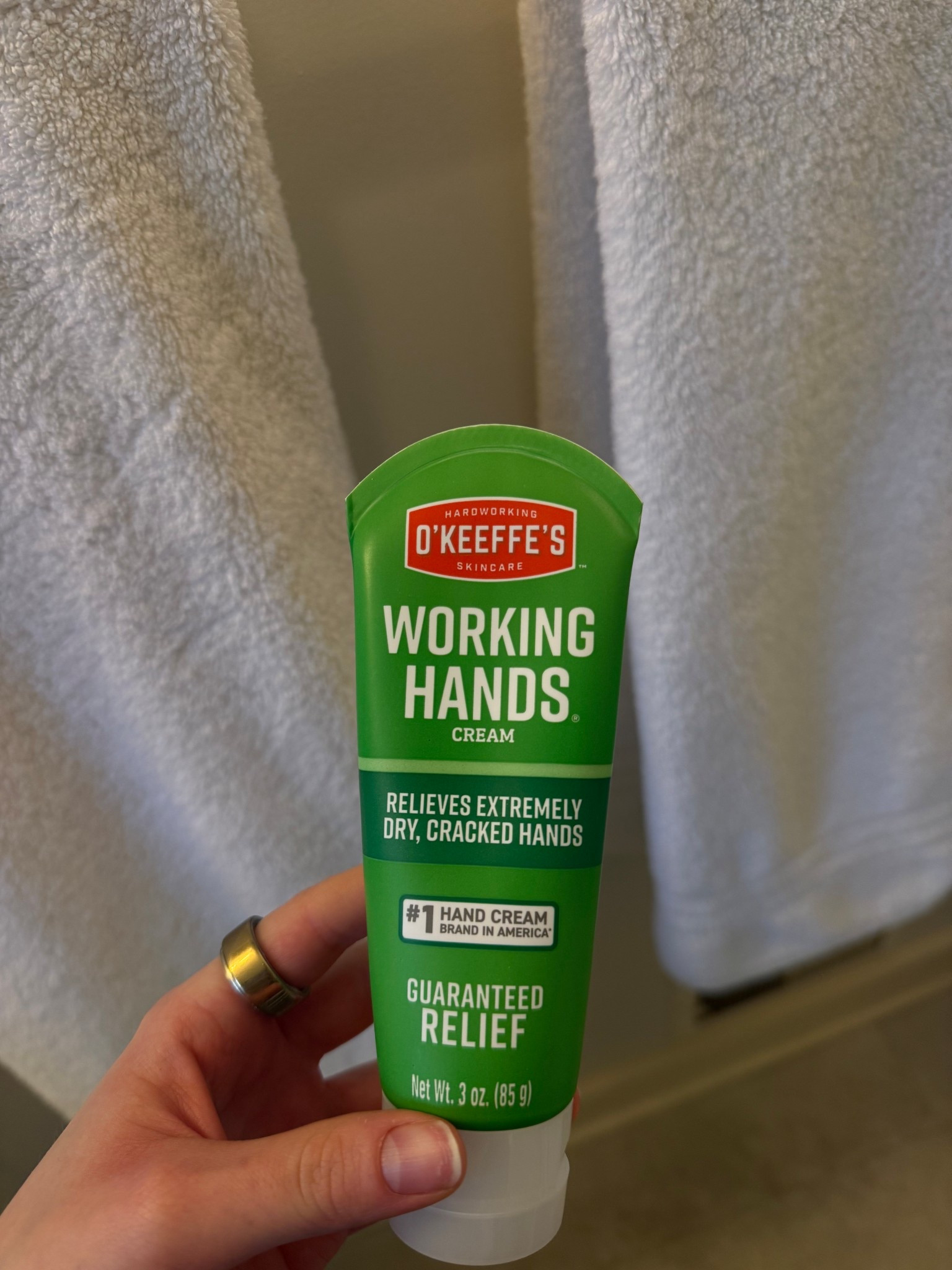 The BEST hand cream for dry and cracking hands 🤭

#LTKBeauty #LTKHome #LTKselfcare