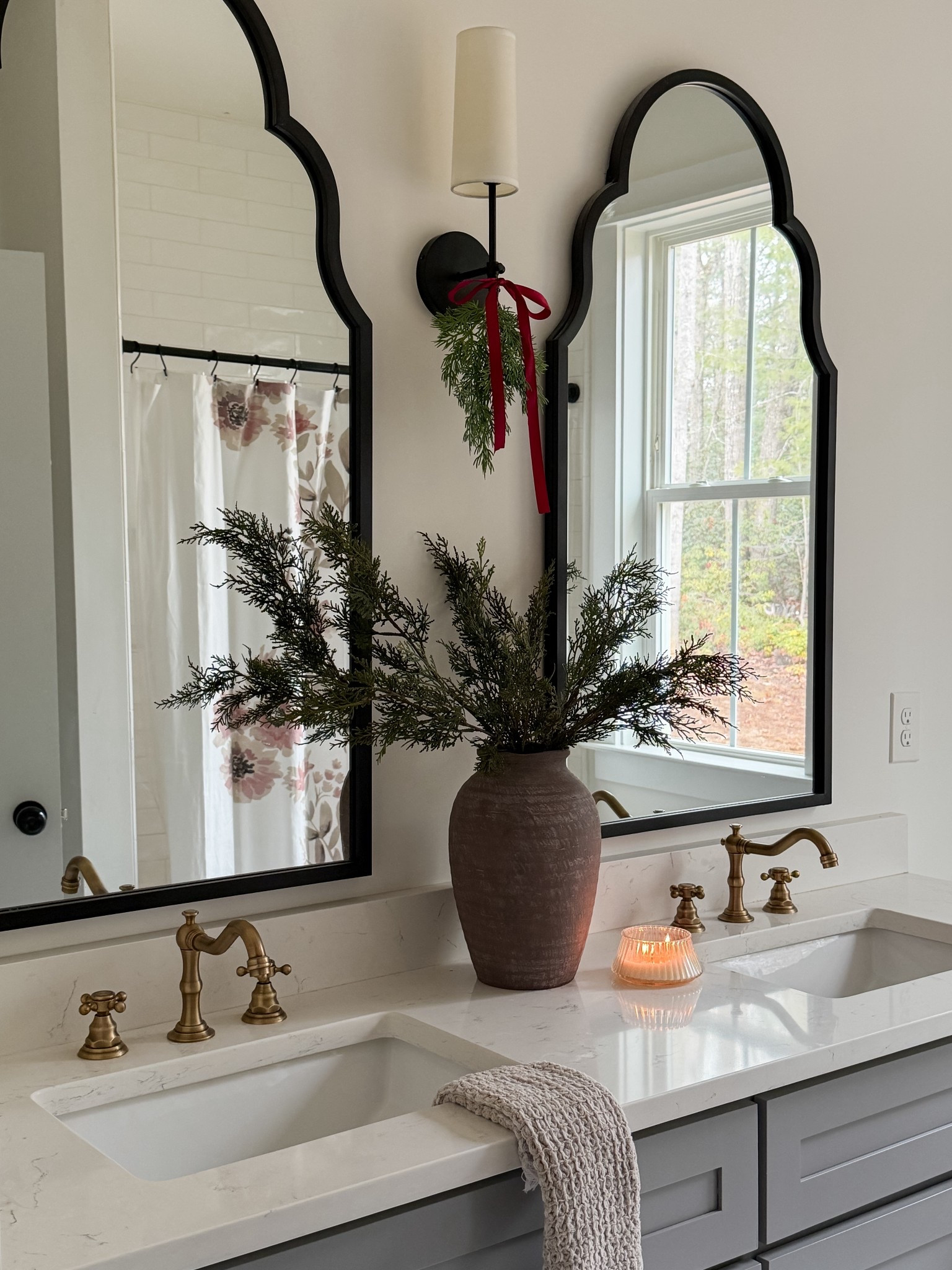 My girls bathroom all dressed up for Christmas.



#LTKSaleAlert #LTKHoliday #LTKHome