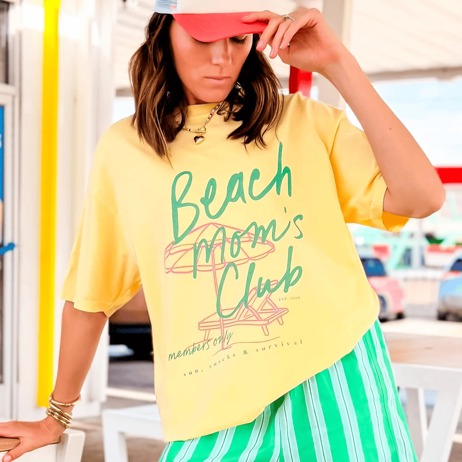 Beach Mom's Club Tee | Mountain Moverz