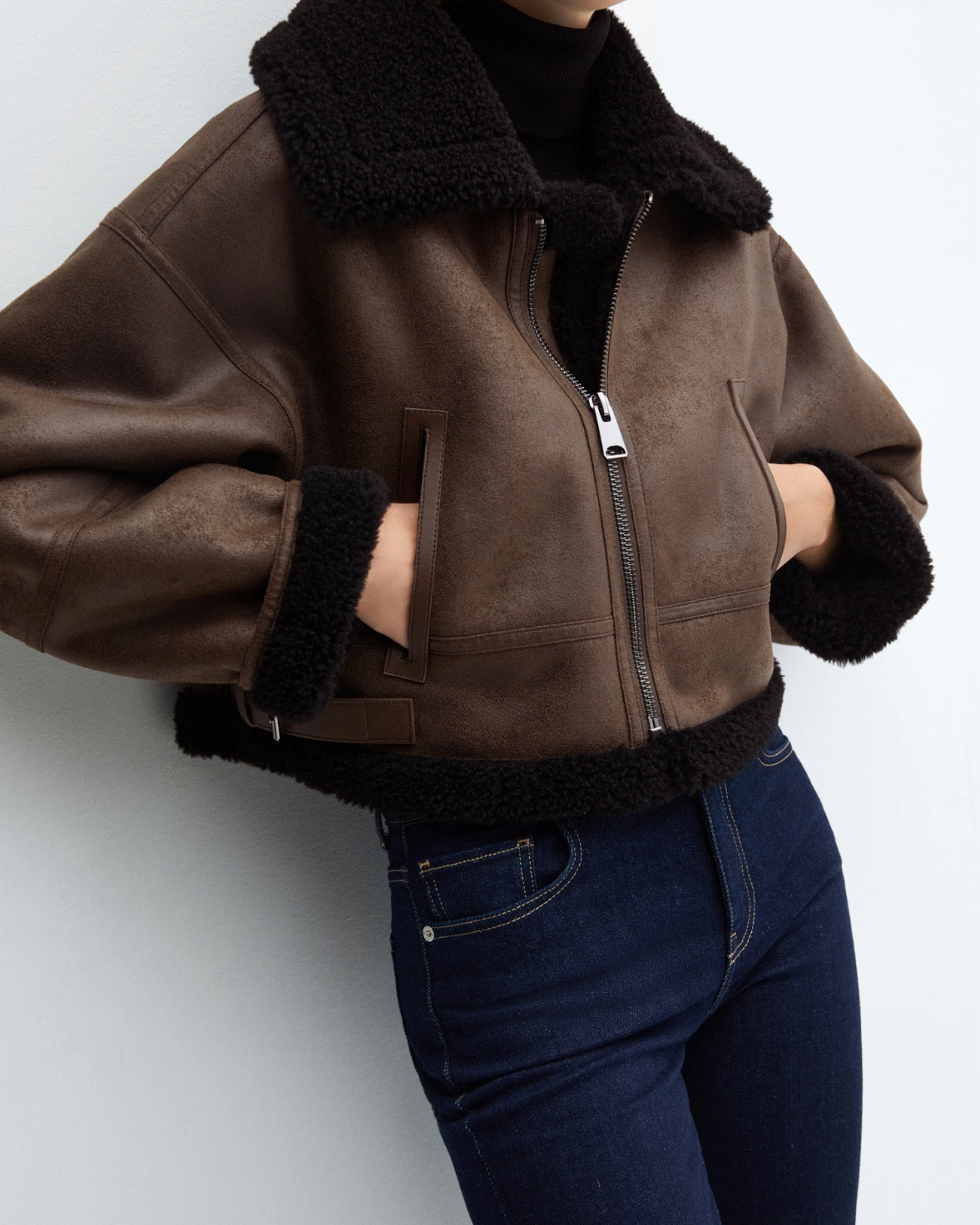 Faux-shearling cropped jacket

#fallmusthave #shopmyltk #falljacket #fashion

#LTKStyleTip #LTKSeasonal #LTKHoliday