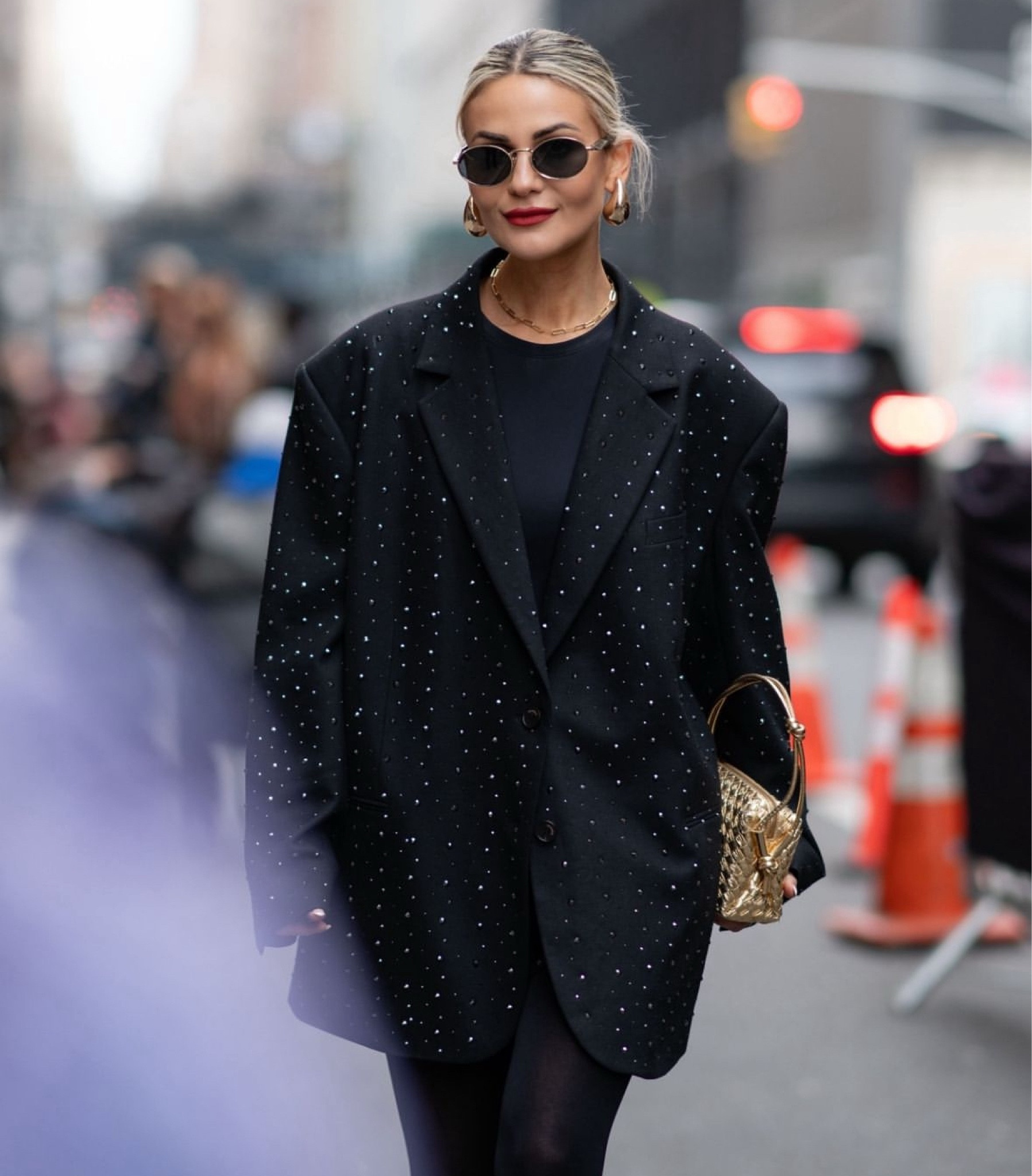 Another A/W look from last season. A statement blazer is an easy way to dress us any look, some options are linked below :) 

#LTKuk #LTKeurope #LTKautumn